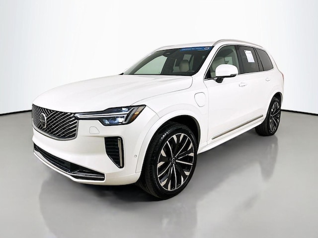 2026 Volvo XC90 Plug-In Hybrid