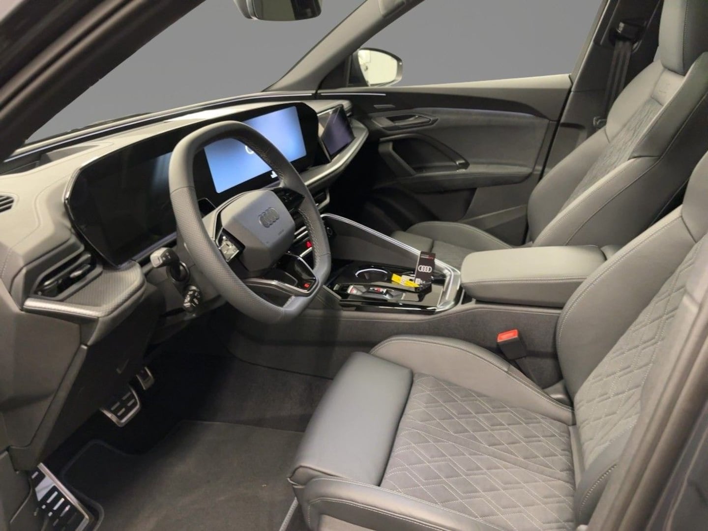 Bild über Audi Q5 SUV TDI quattro 220 kW S tronic - für weitere Informationen kontaktieren Sie den Audi Partner