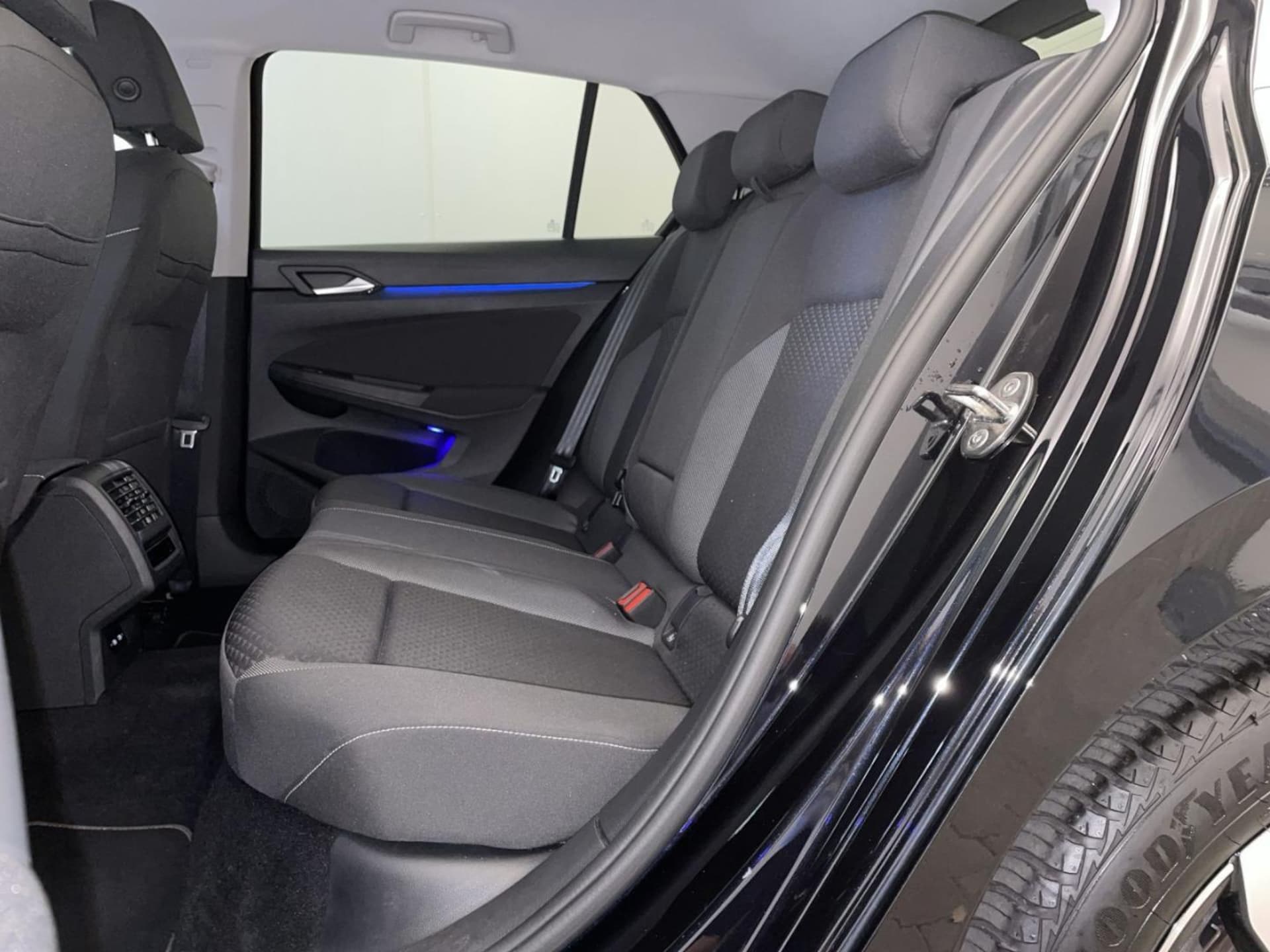 Volkswagen Golf Active