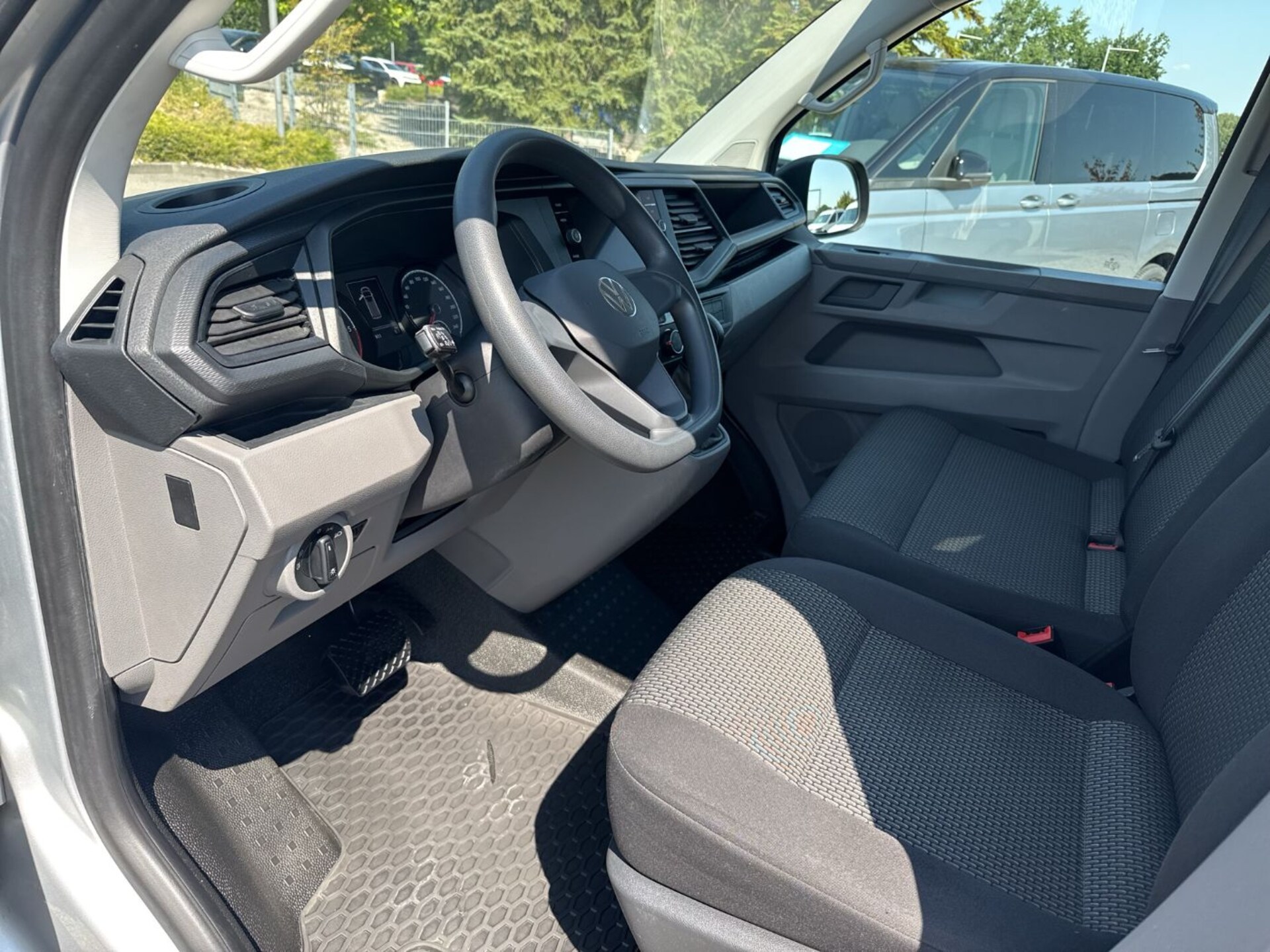 Volkswagen T6.1 Transporter Kasten kurzer Radstand