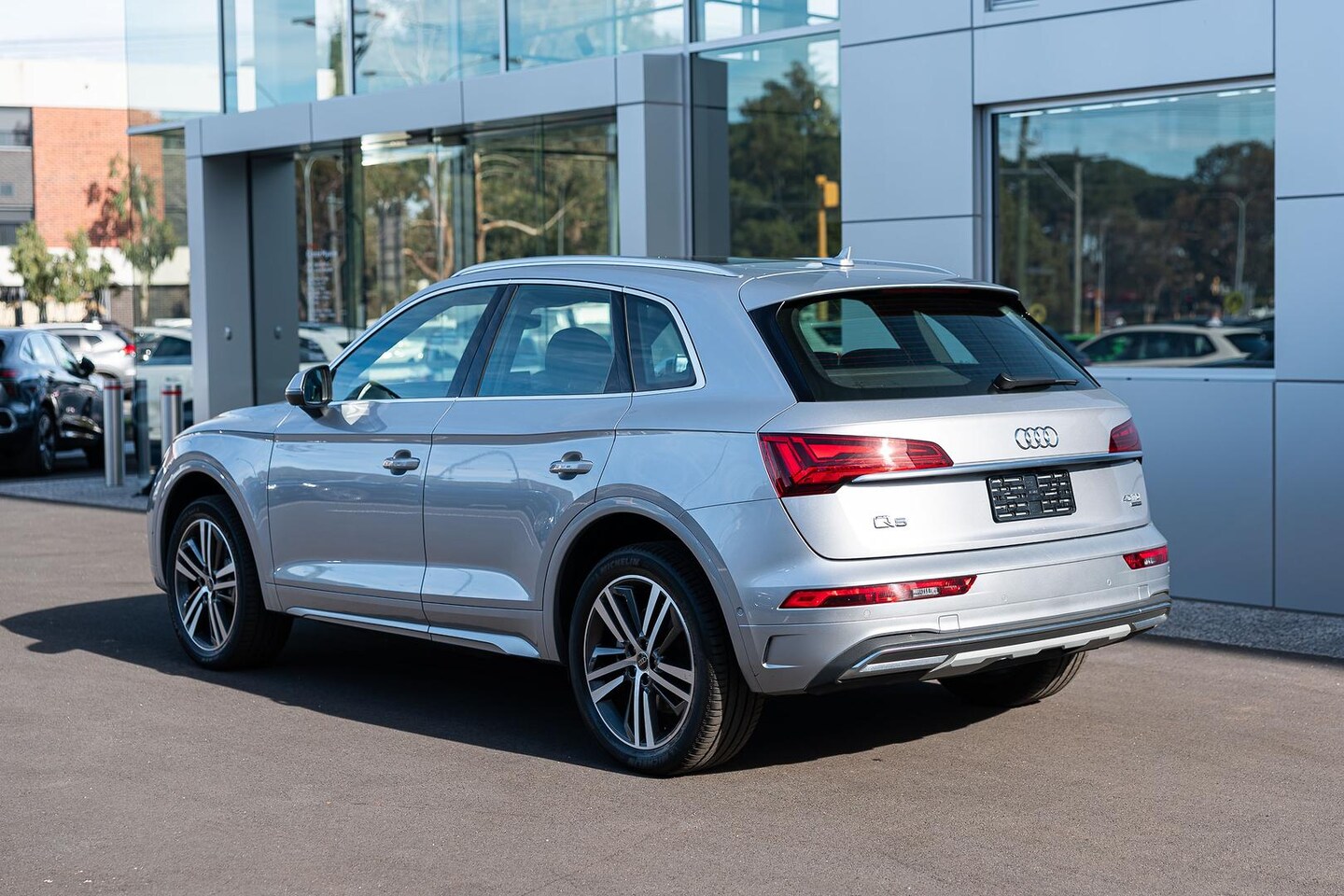 Image about Audi Q5 Sport 40 TDI quattro S tronic