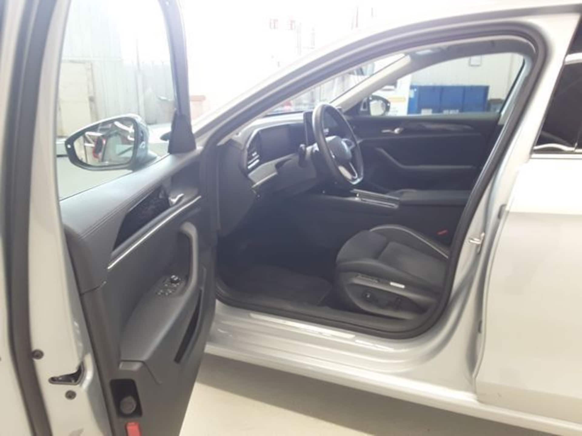 Volkswagen Passat Elegance