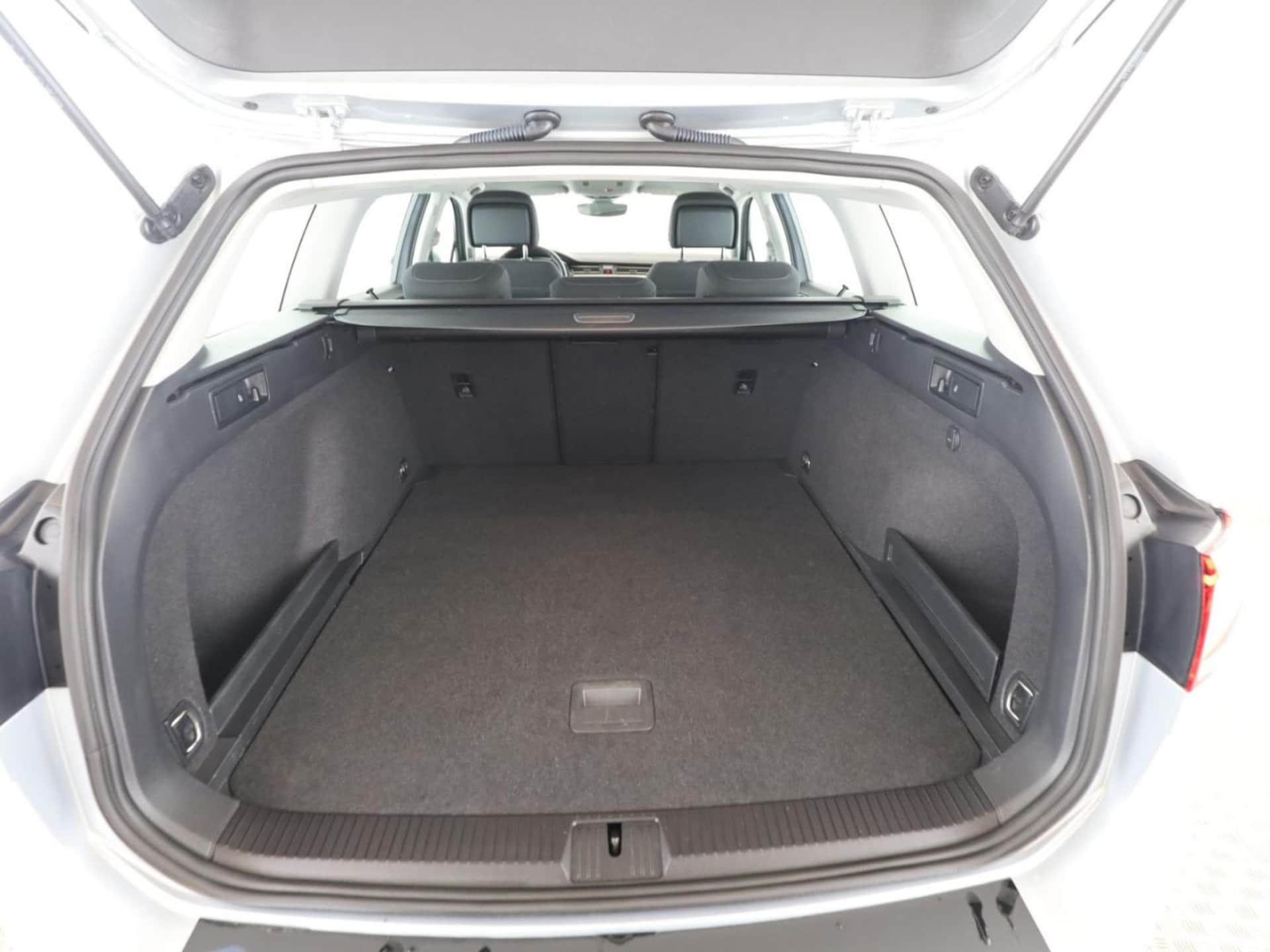 Volkswagen Passat Variant Business