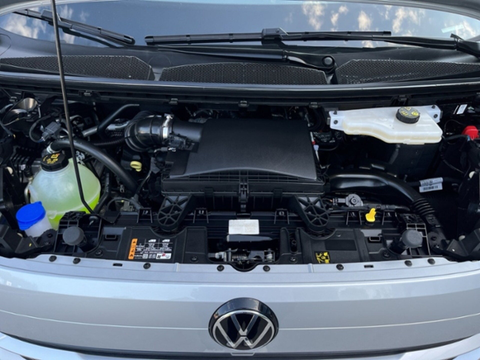 Volkswagen Transporter Kombi kurzer Radstand
