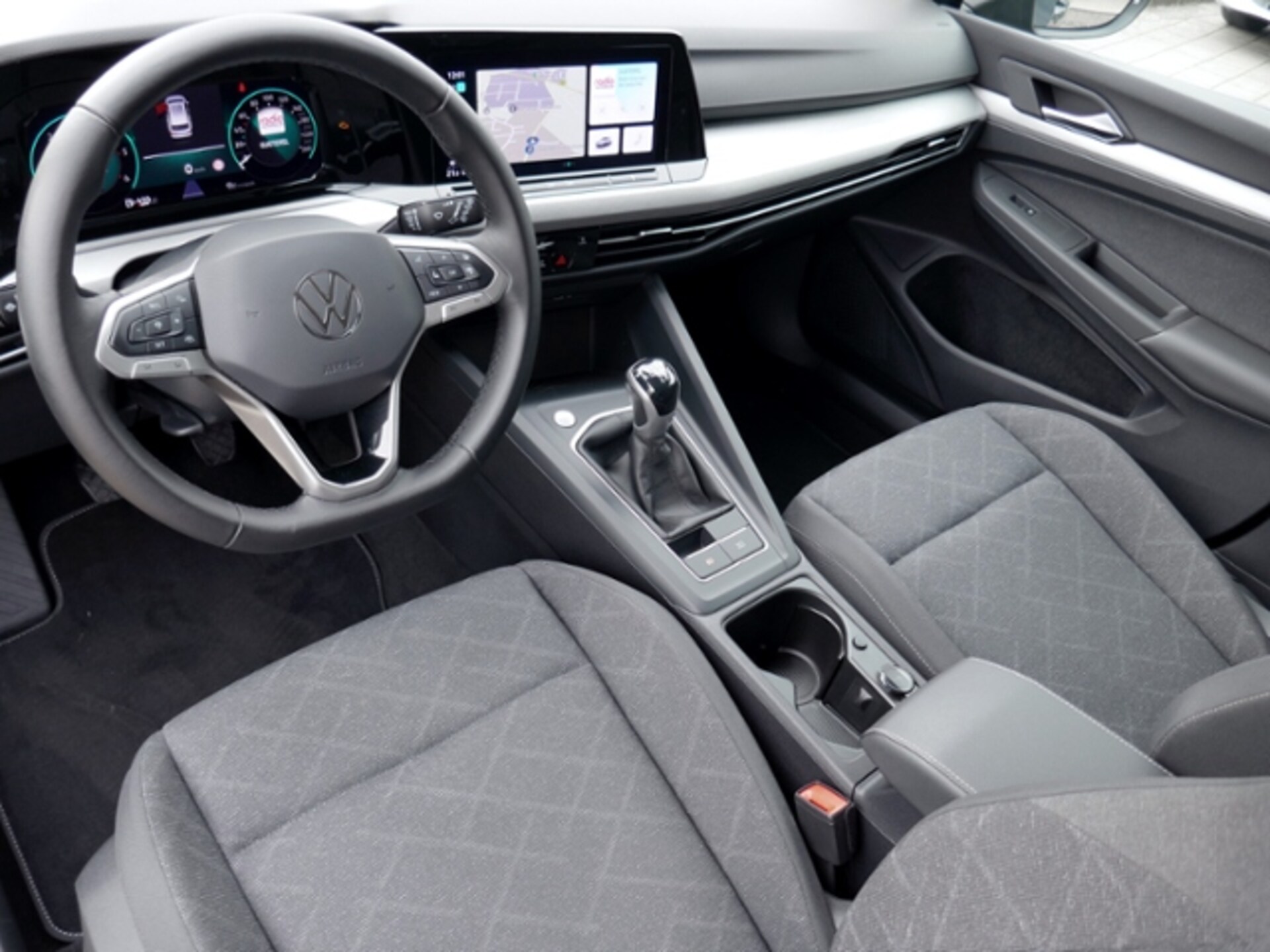 Volkswagen Golf Variant Life