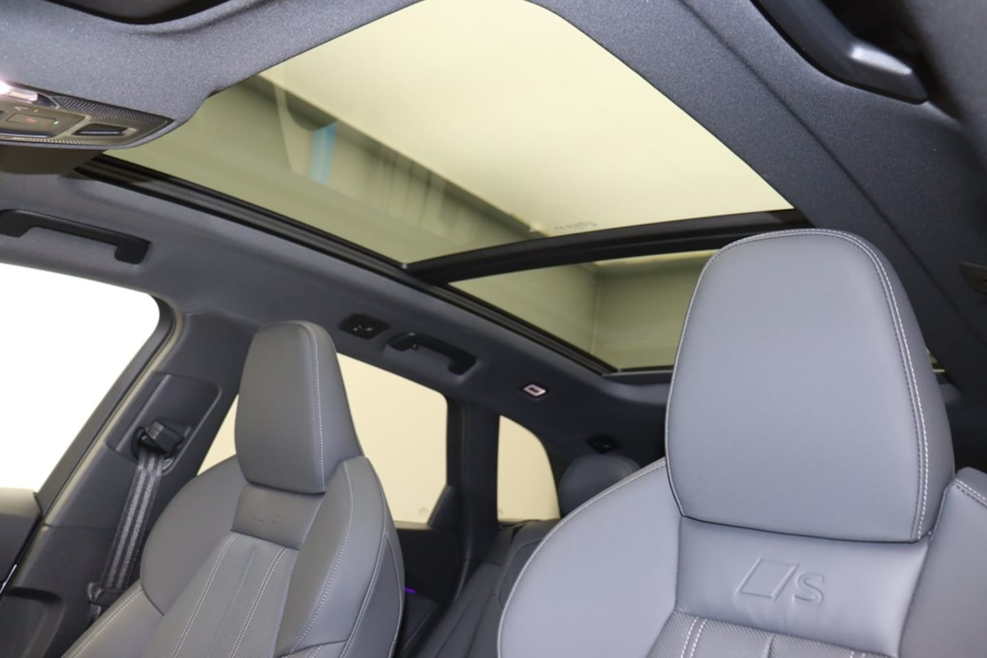 Bild über Audi Q5 SUV TFSI 150 kW S tronic - für weitere Informationen kontaktieren Sie den Audi Partner