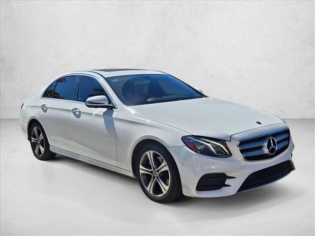 2019 Mercedes-Benz E 300