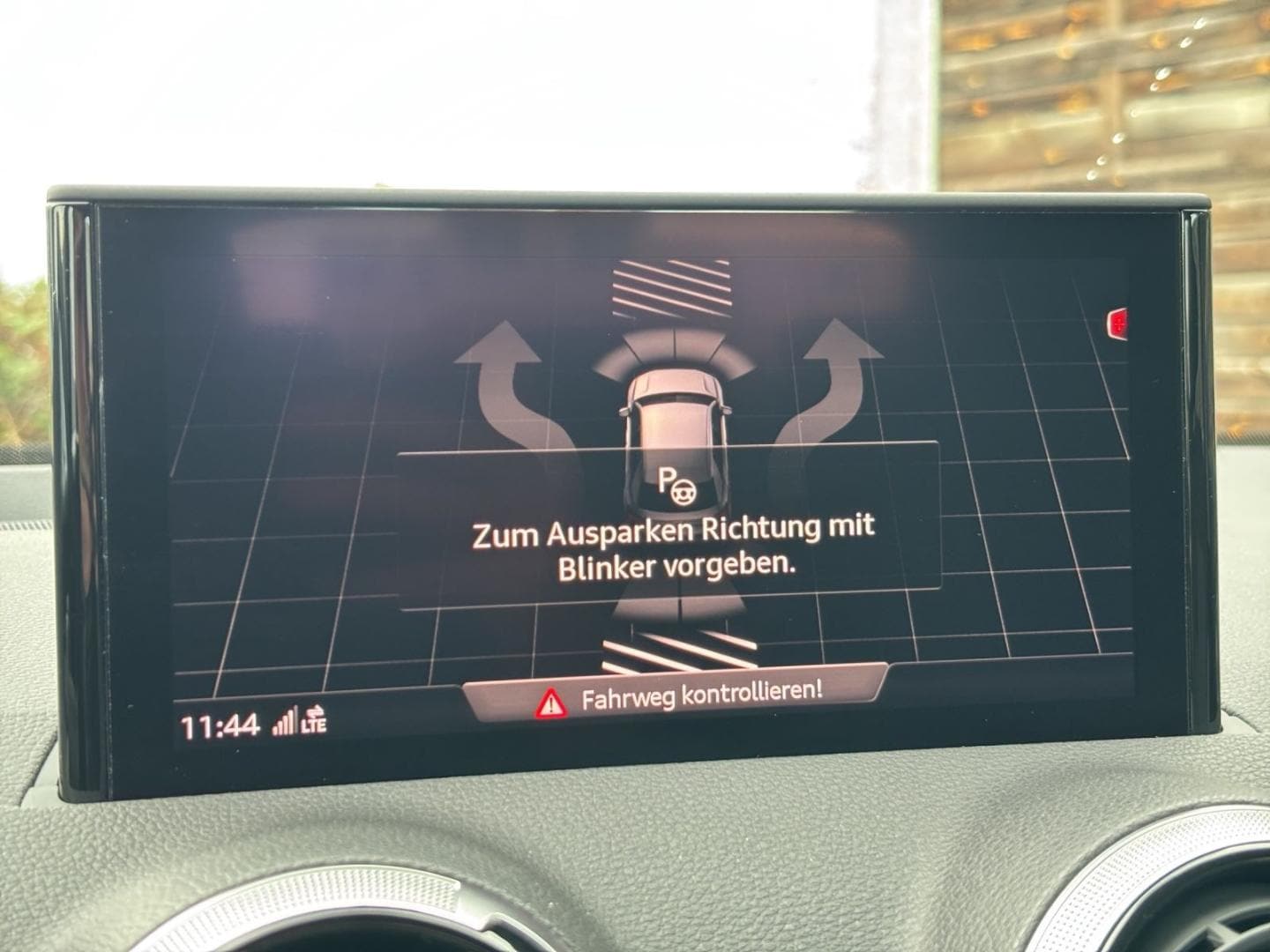 Bild über Audi Q2 S line 35 TFSI 110(150) kW(PS) S tronic - für weitere Informationen kontaktieren Sie den Audi Partner