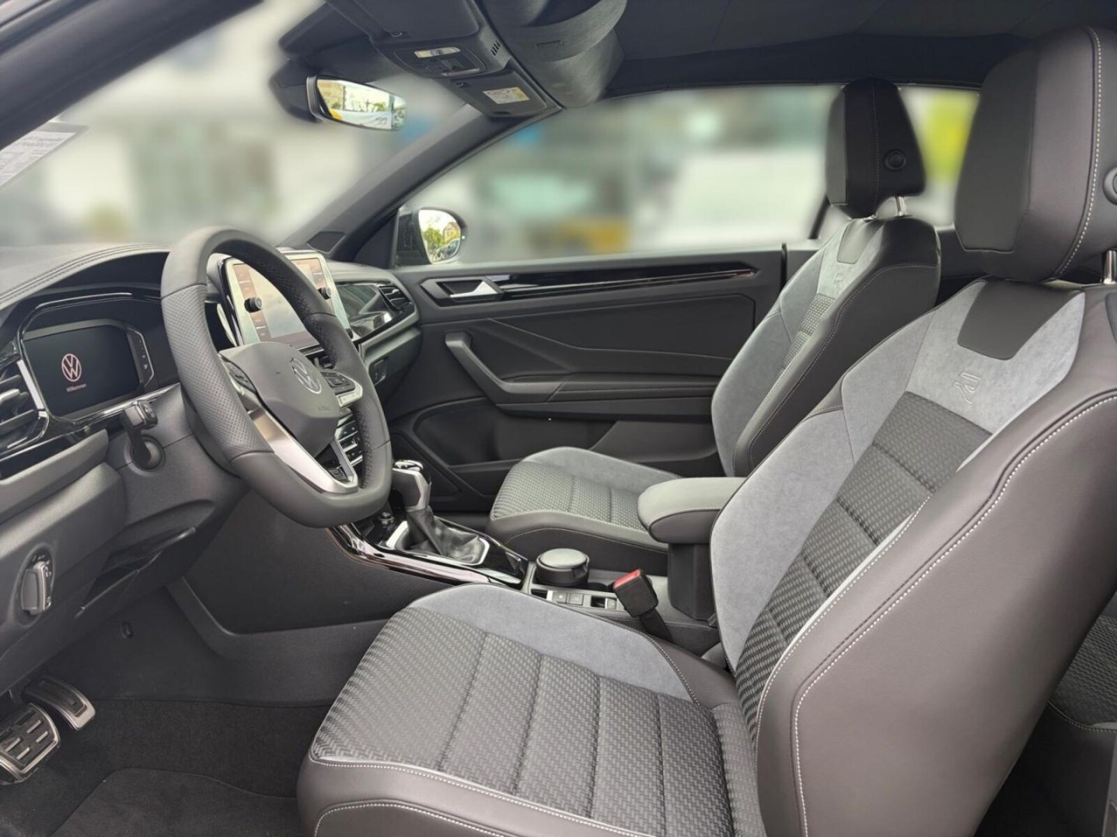 Volkswagen T-Roc Cabriolet – Bild 10