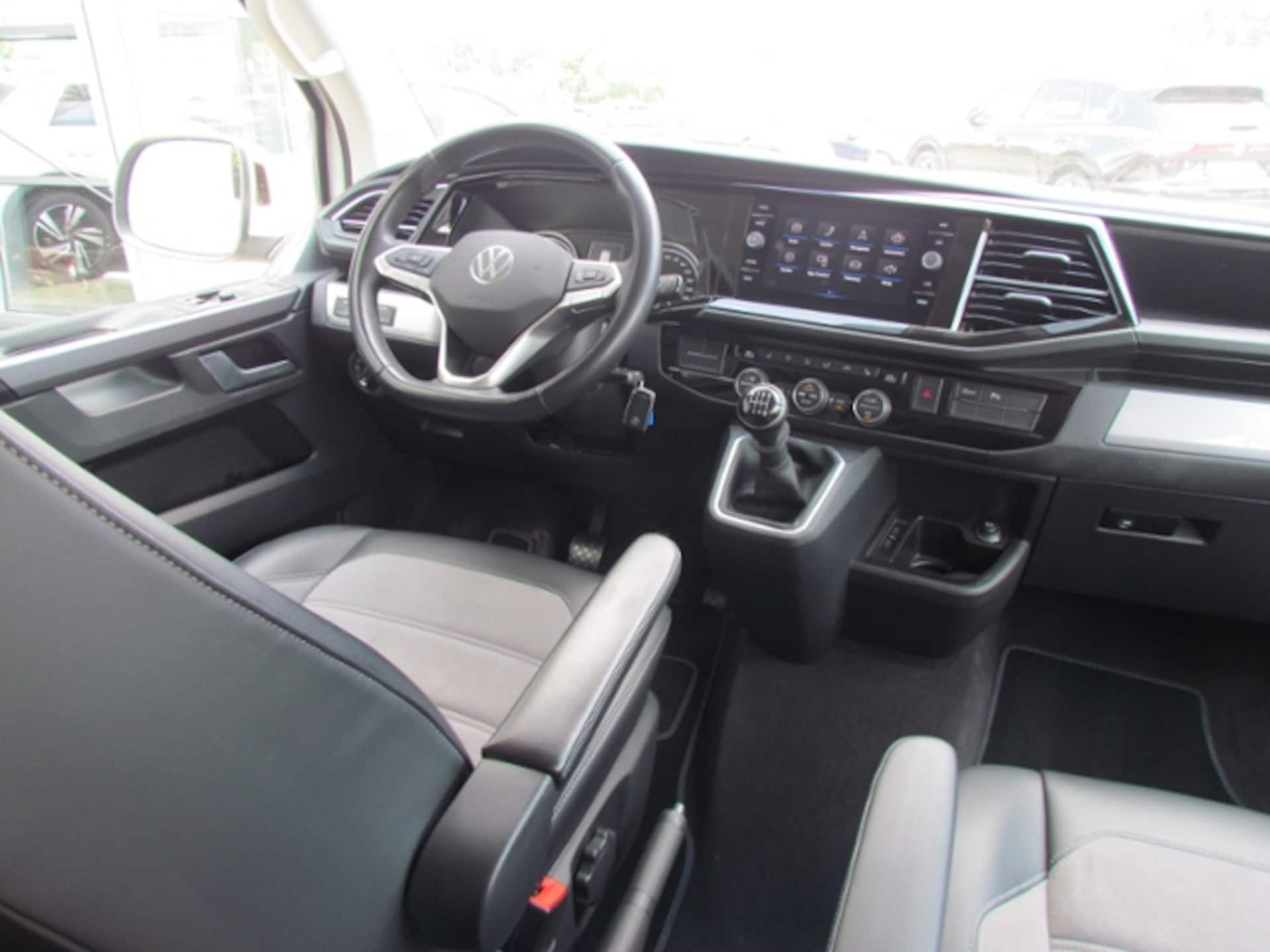 Volkswagen T6.1 Multivan Comfortline