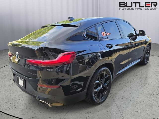 2022 BMW X4