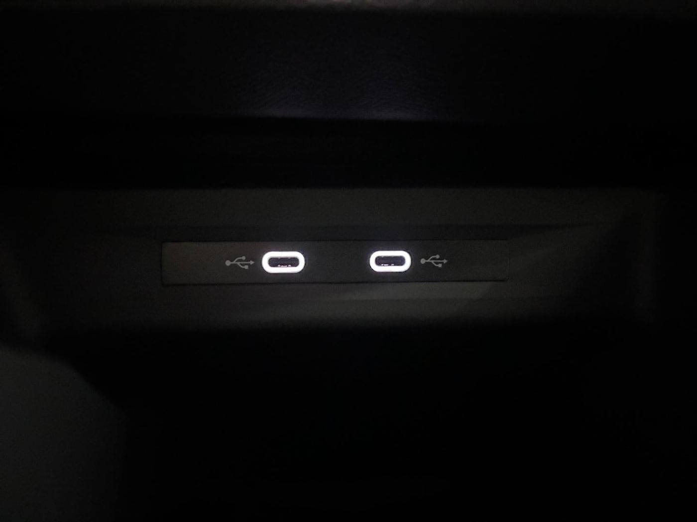 CUPRA Leon Sportstourer 1.5 eTSI DSG 110 kW (150 CV) — photo 9
