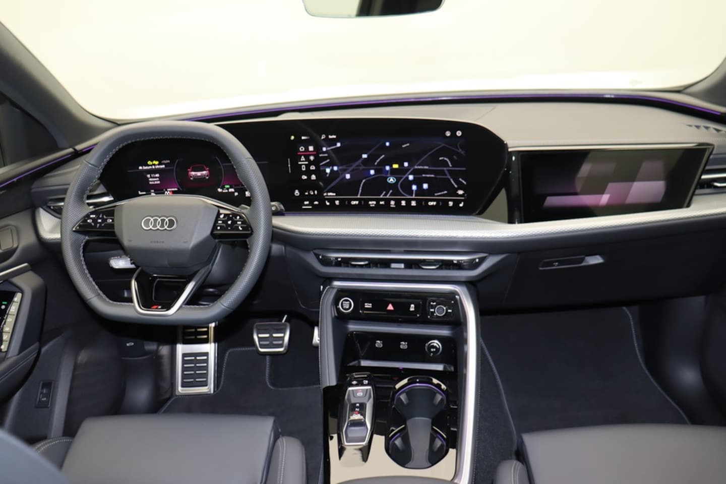 Bild über Audi Q5 SUV TFSI 150 kW S tronic - für weitere Informationen kontaktieren Sie den Audi Partner