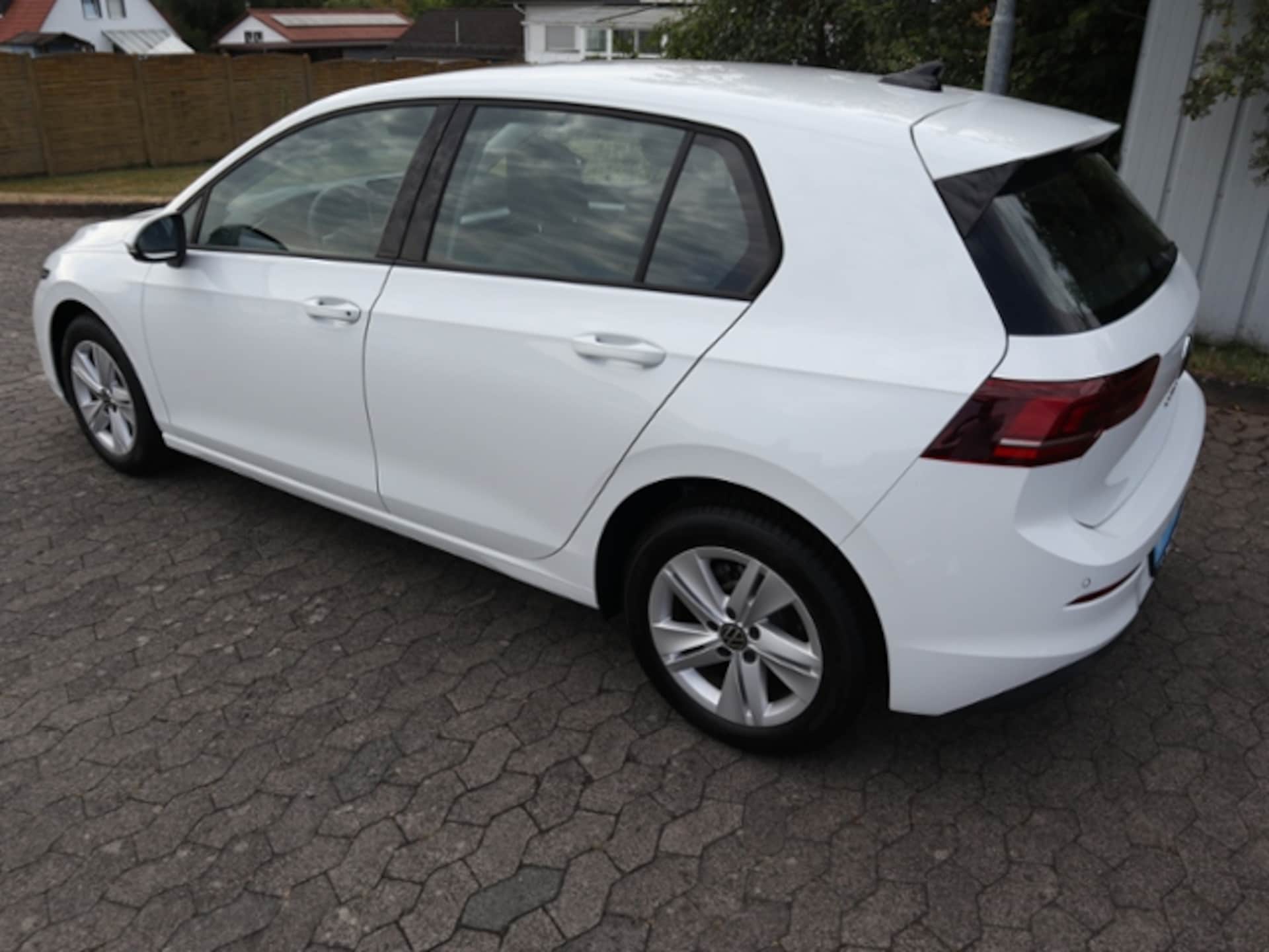 Volkswagen Golf Life