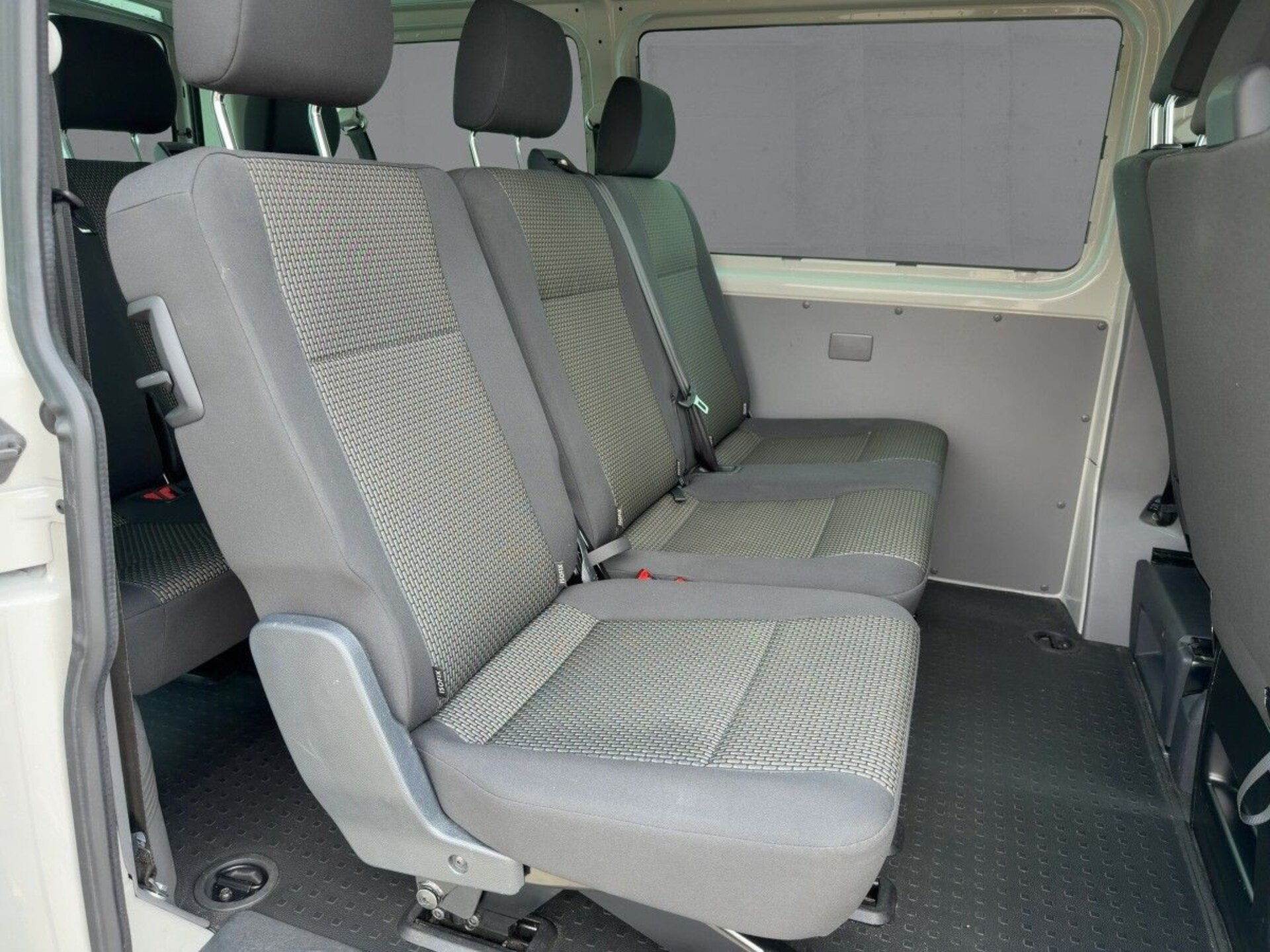 Volkswagen T6.1 Transporter Kombi kurzer Radstand