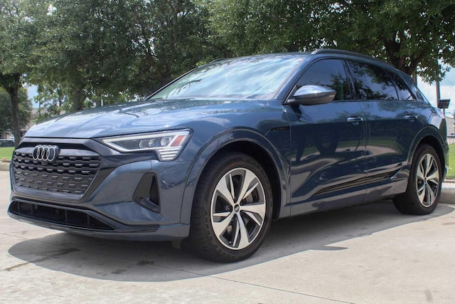 2024 Audi Q8 e-tron