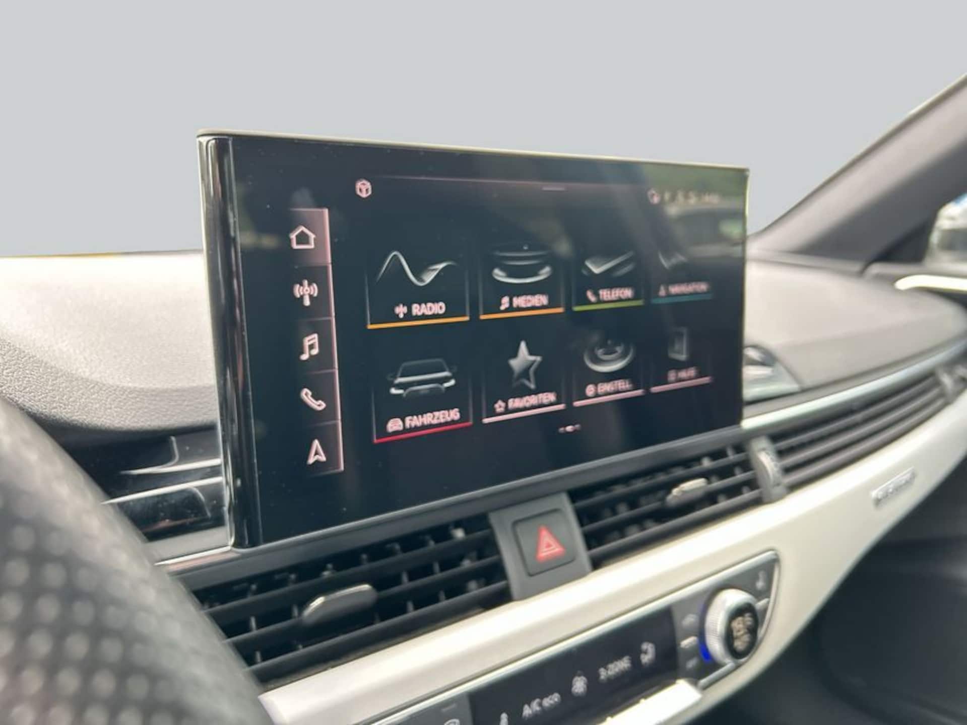 Audi A4 Avant S line
