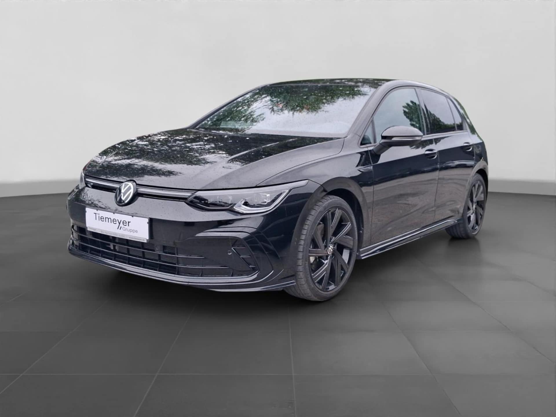 Volkswagen Golf R-Line