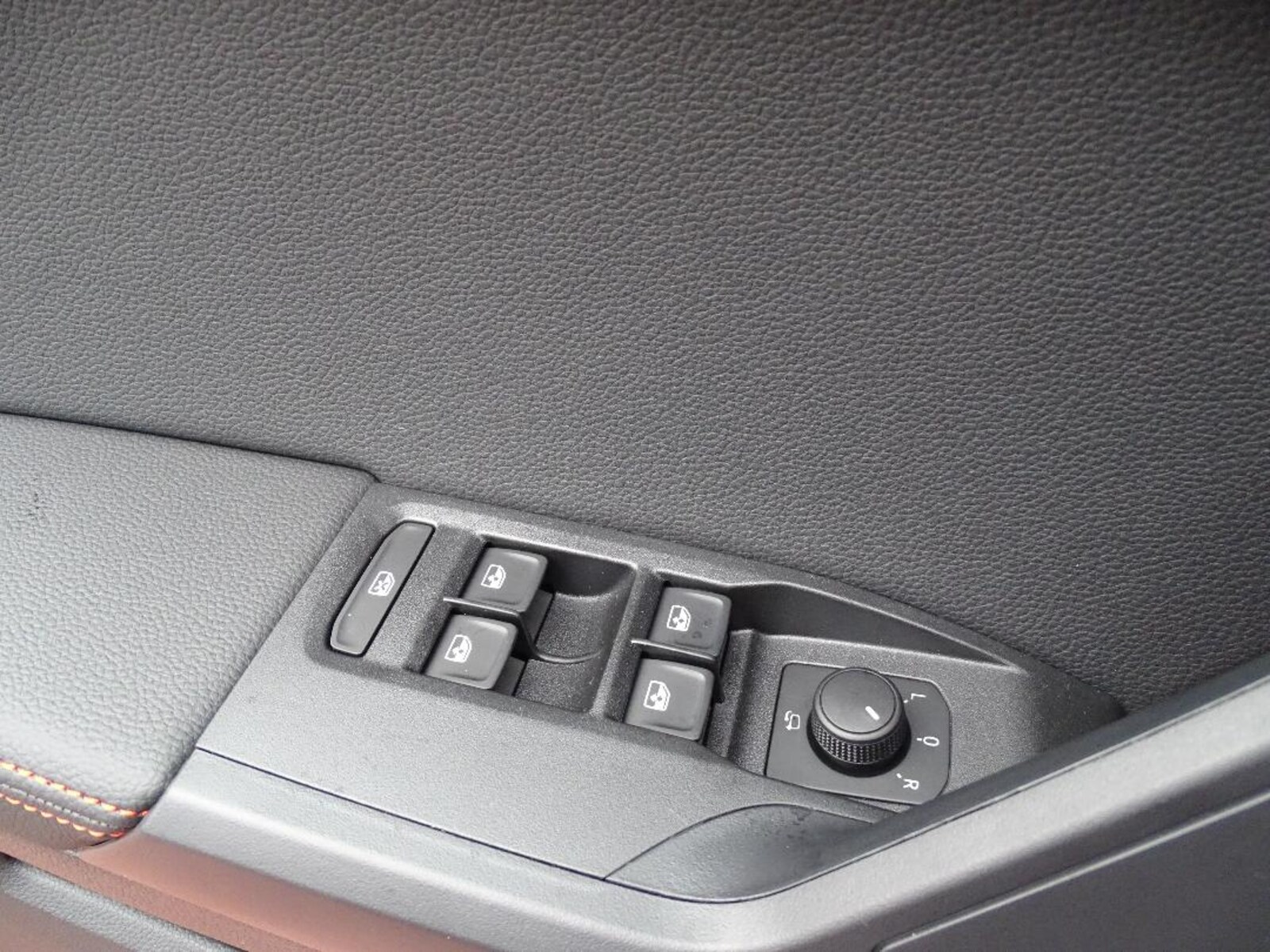 SEAT Arona – Bild 14