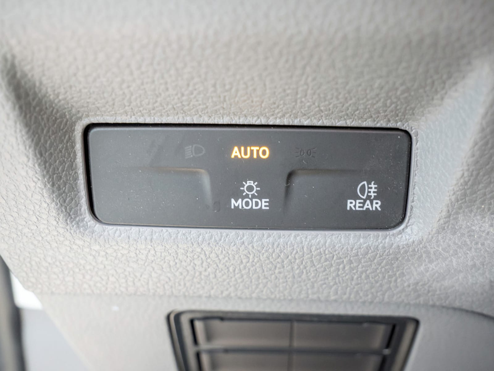 Volkswagen Crafter Kasten langer Radstand – Bild 19