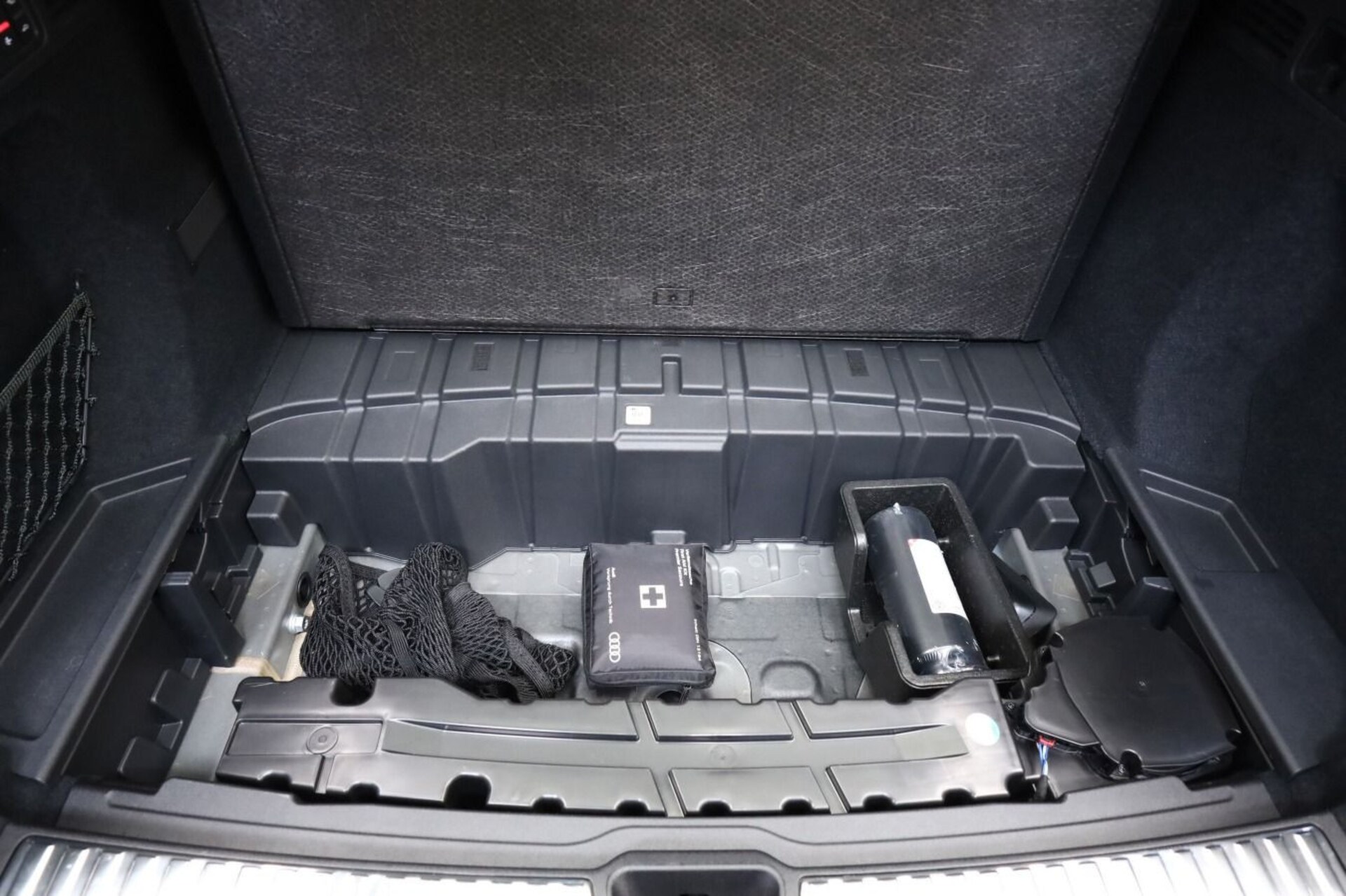 Audi SQ5 Sportback edition one