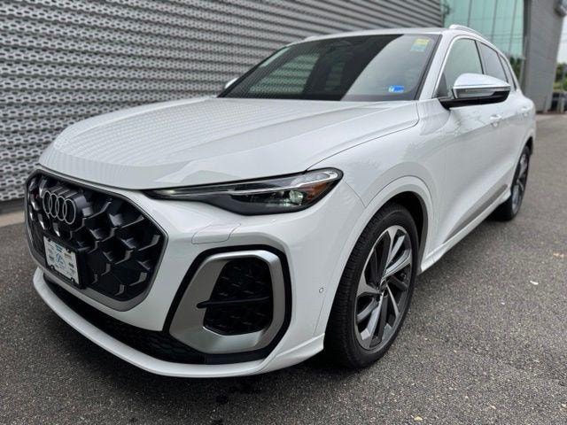 Photo of 2026 Audi SQ5 
