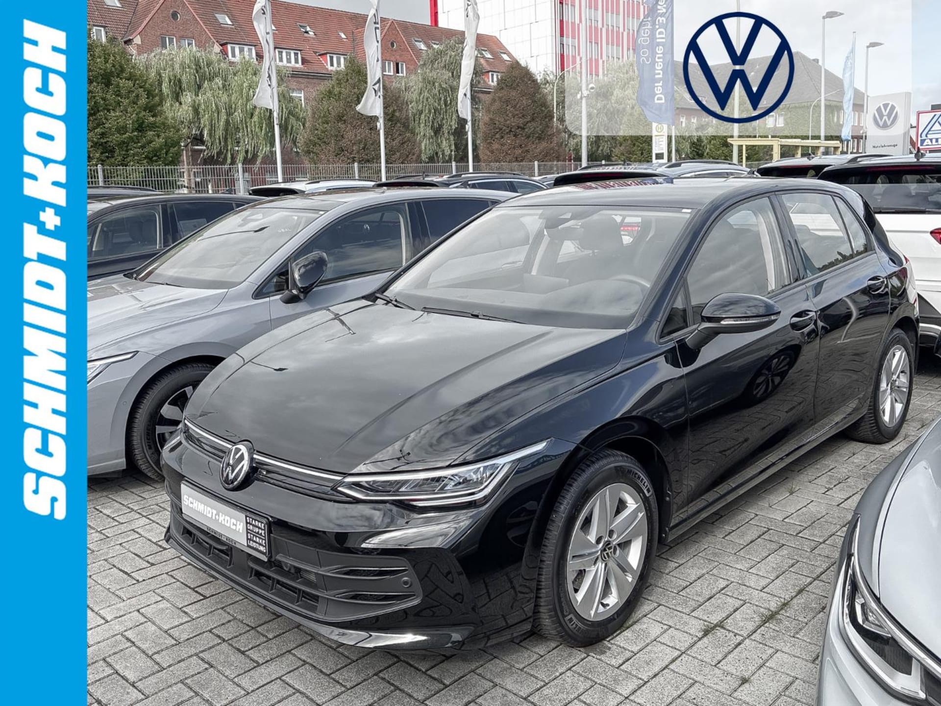 Volkswagen Golf — Volkswagen Golf Golf 1.5 TSI Life ACC SITZHZG LED PDC APP PDC DAB