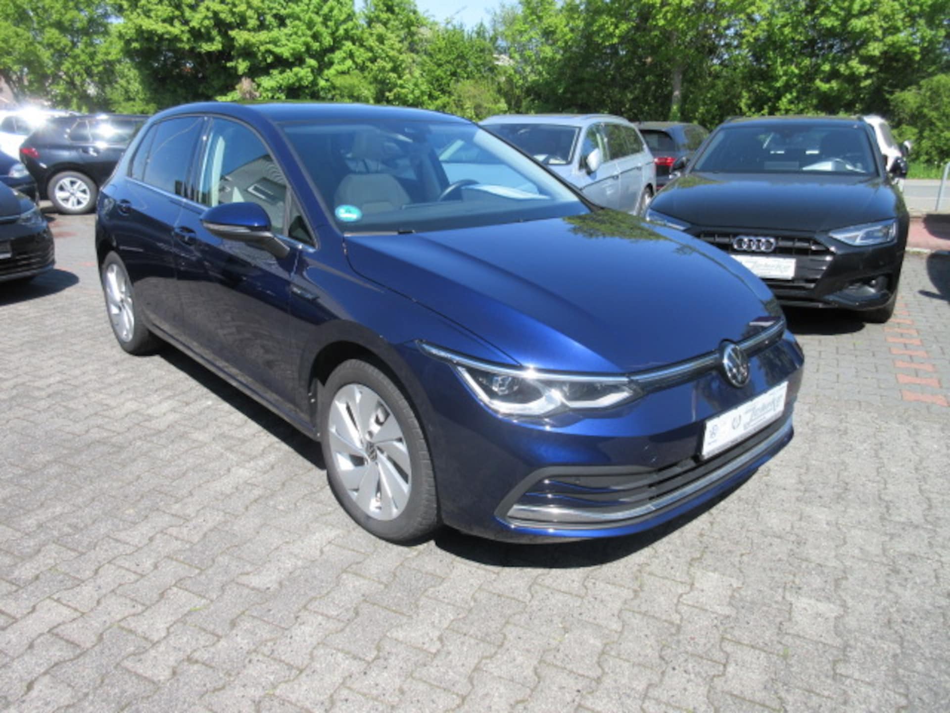 Volkswagen Golf Style