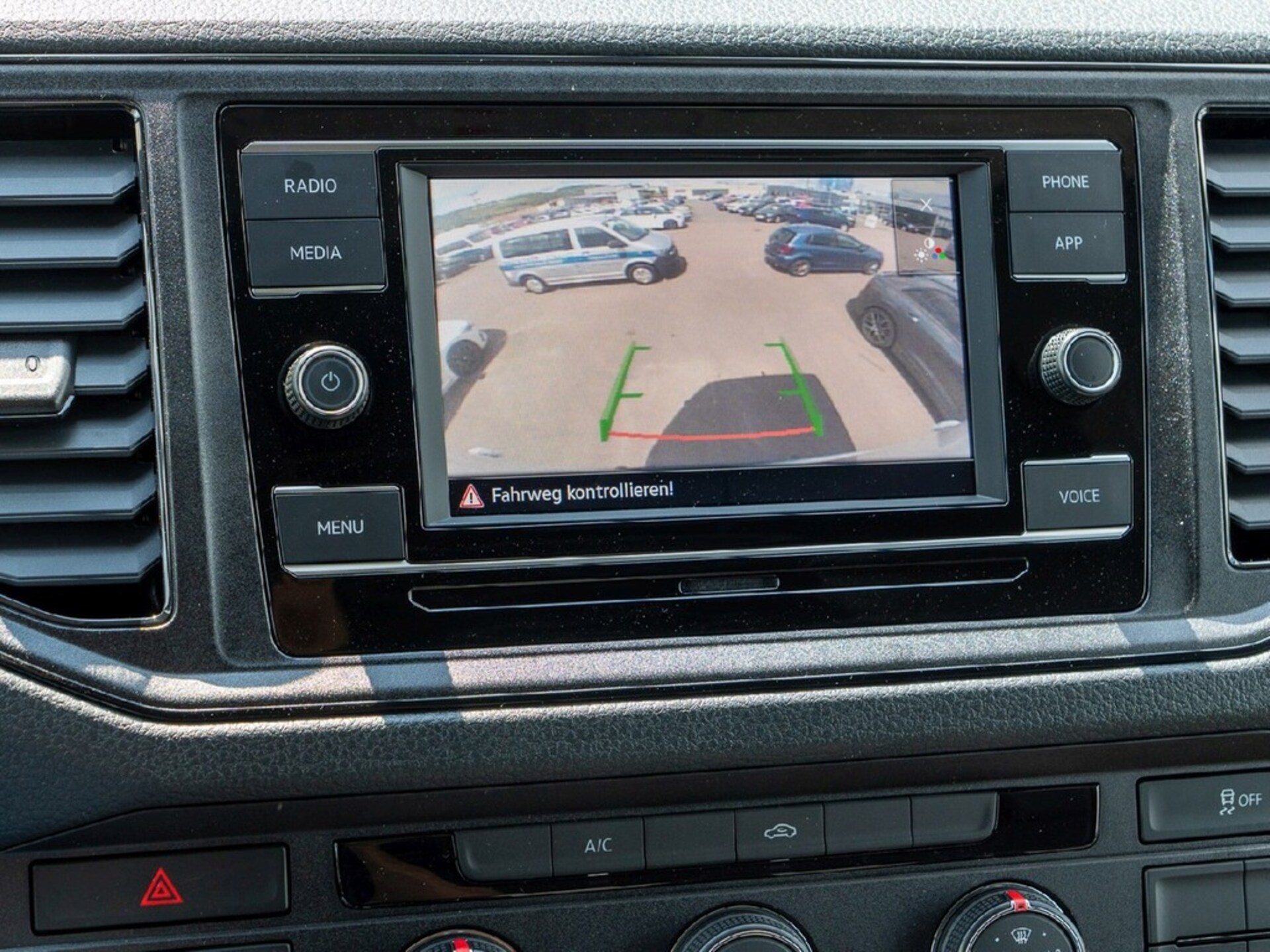 Volkswagen Crafter Kasten langer Radstand