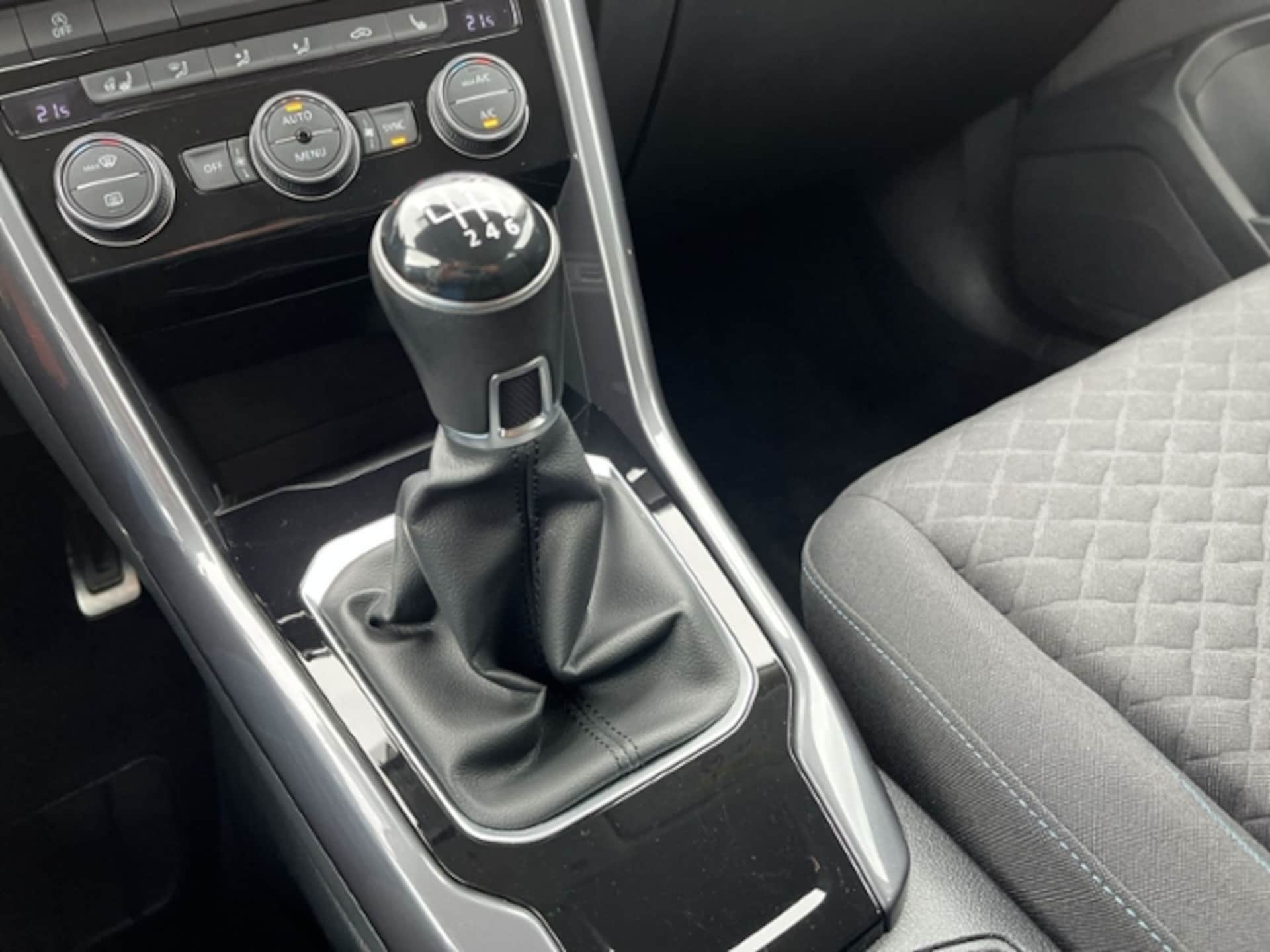 Volkswagen T-Roc IQ.DRIVE