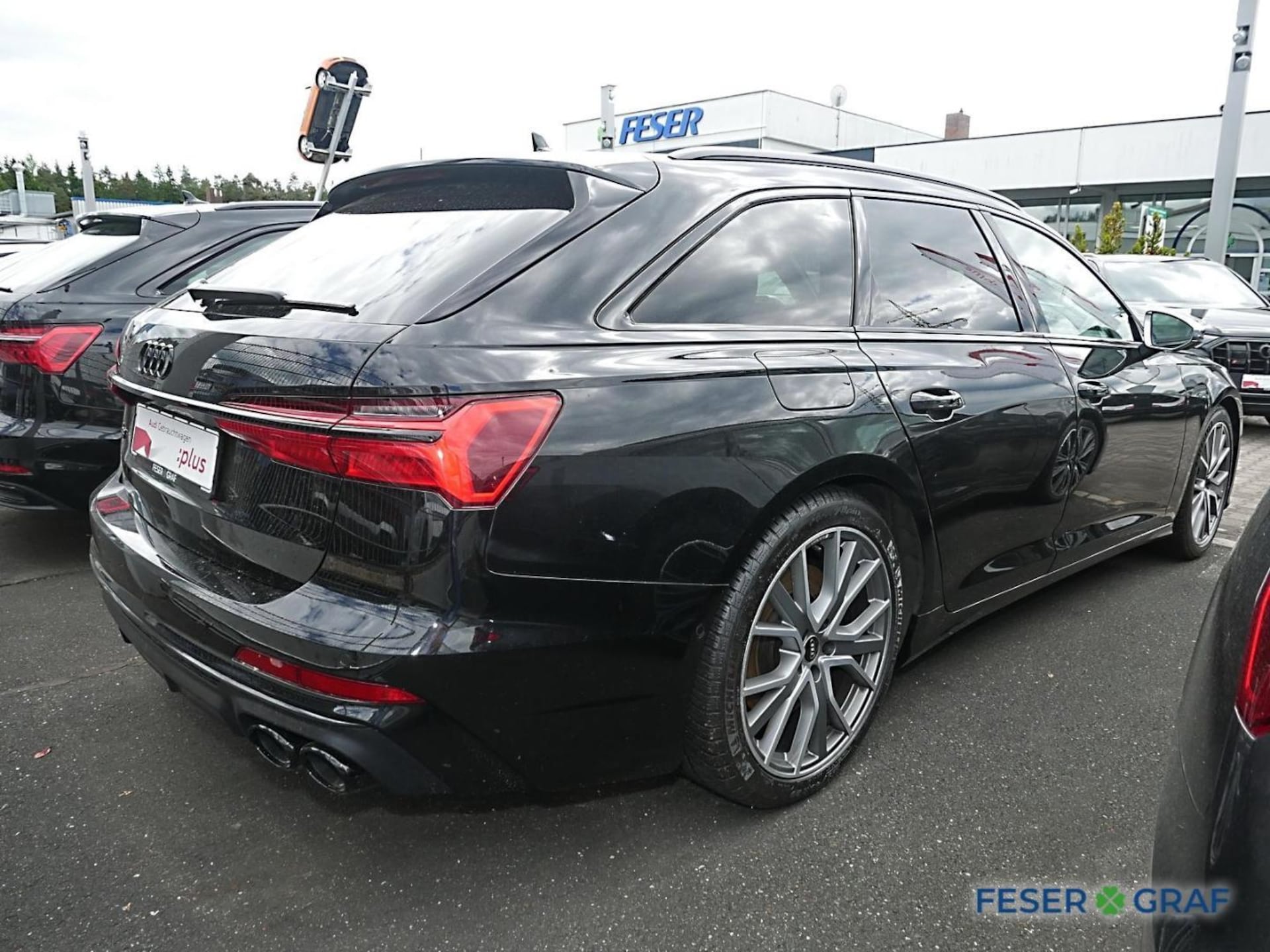 Audi S6 Avant