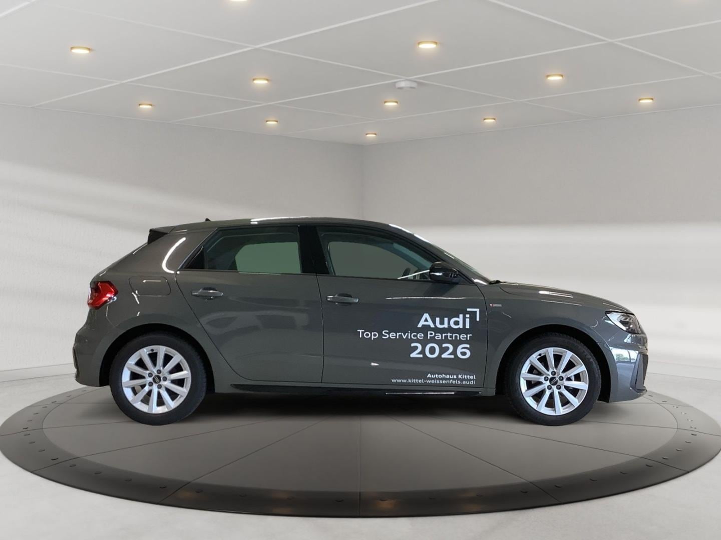 Bild über Audi A1 Sportback S line 25 TFSI Schaltgetriebe - für weitere Informationen kontaktieren Sie den Audi Partner