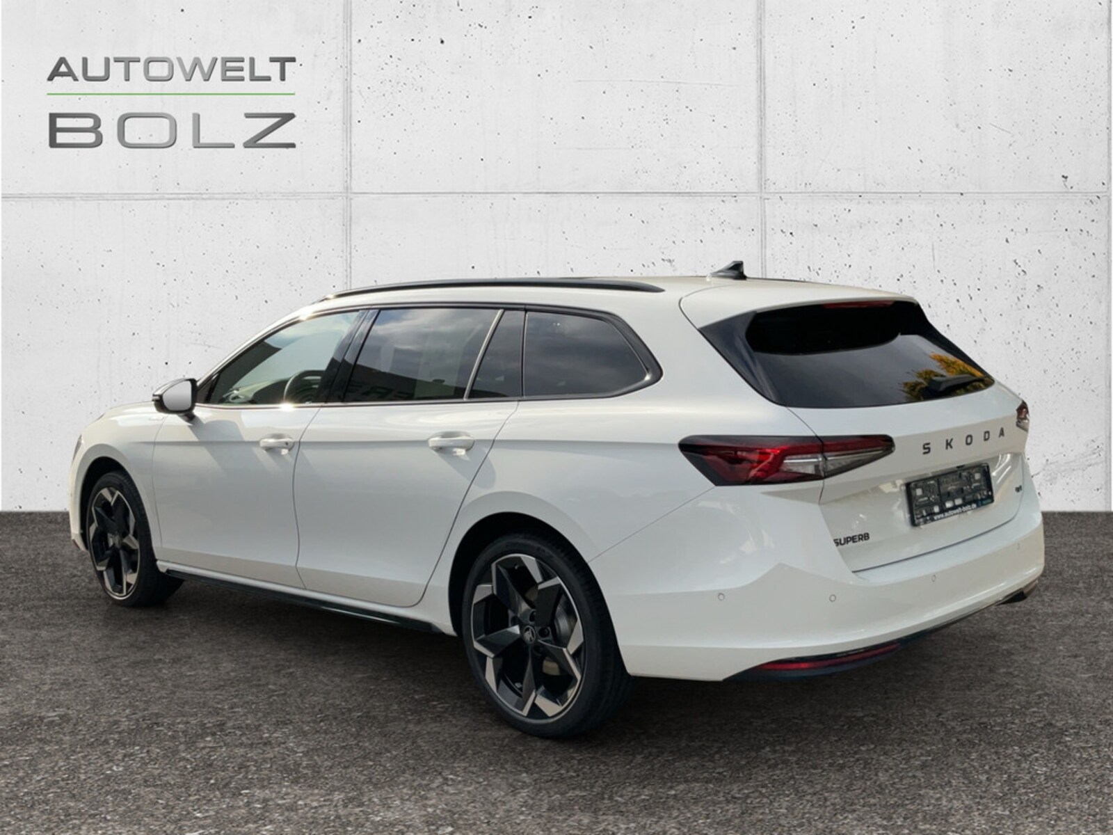 Škoda Superb Combi – Bild 7