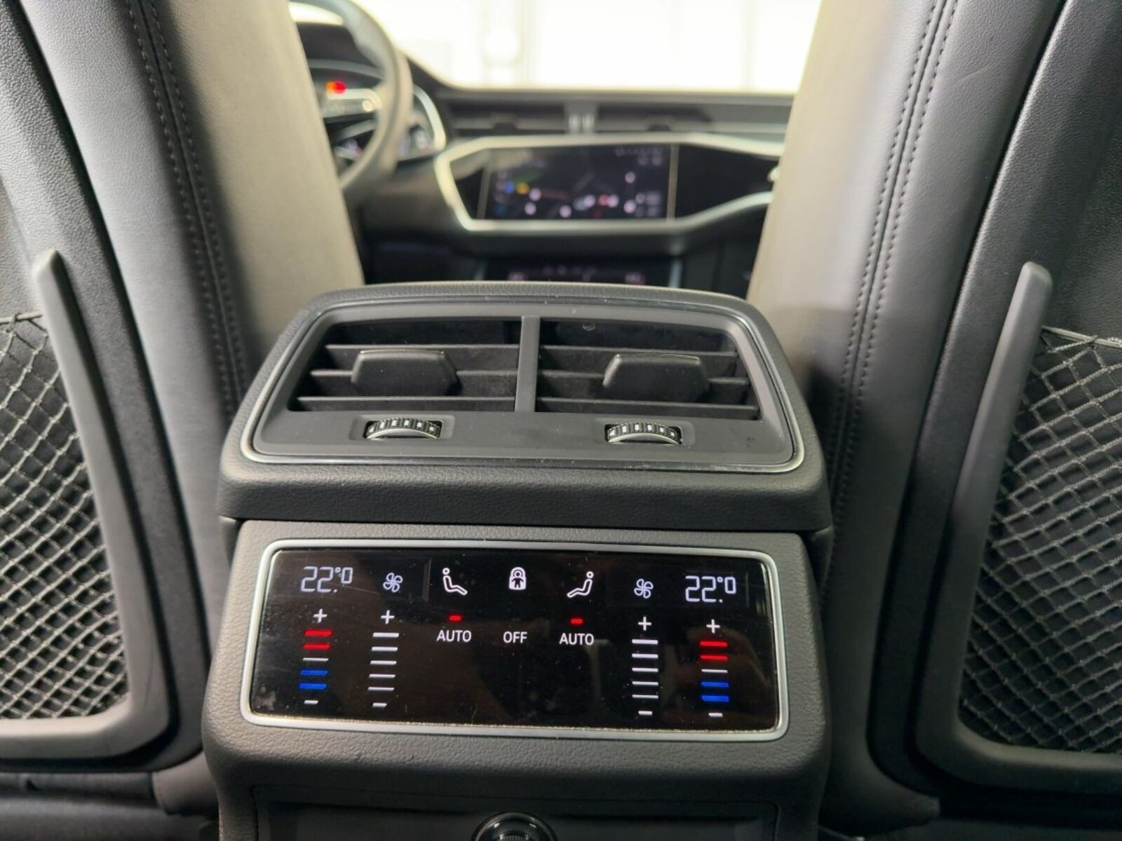 Audi S6 Avant – Bild 12
