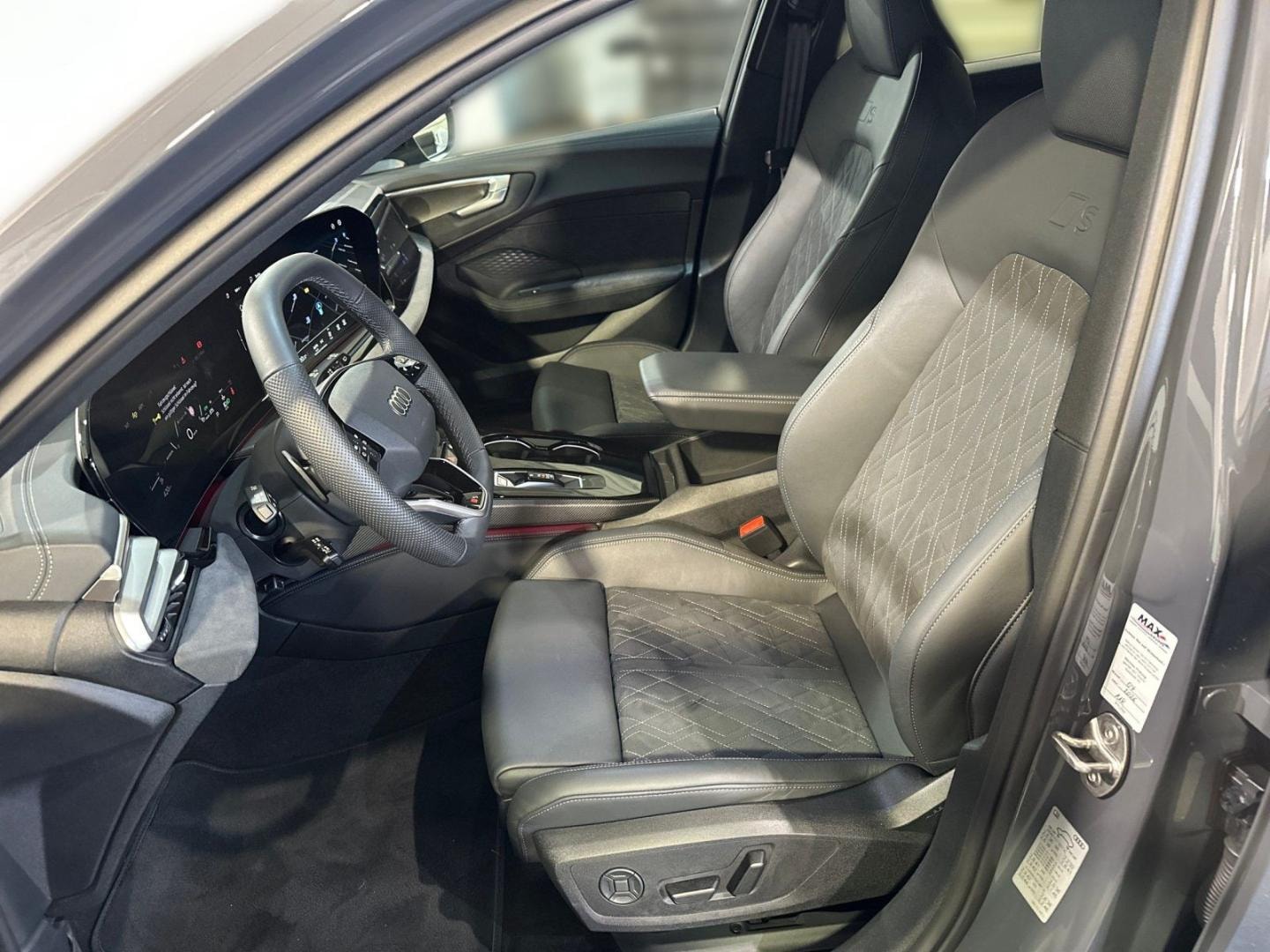 Bild über Audi A5 Avant TDI quattro 150 kW S tronic - für weitere Informationen kontaktieren Sie den Audi Partner