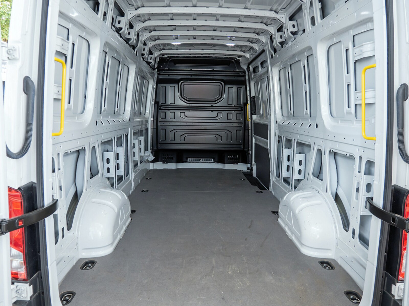 Volkswagen Crafter Kasten langer Radstand – Bild 22