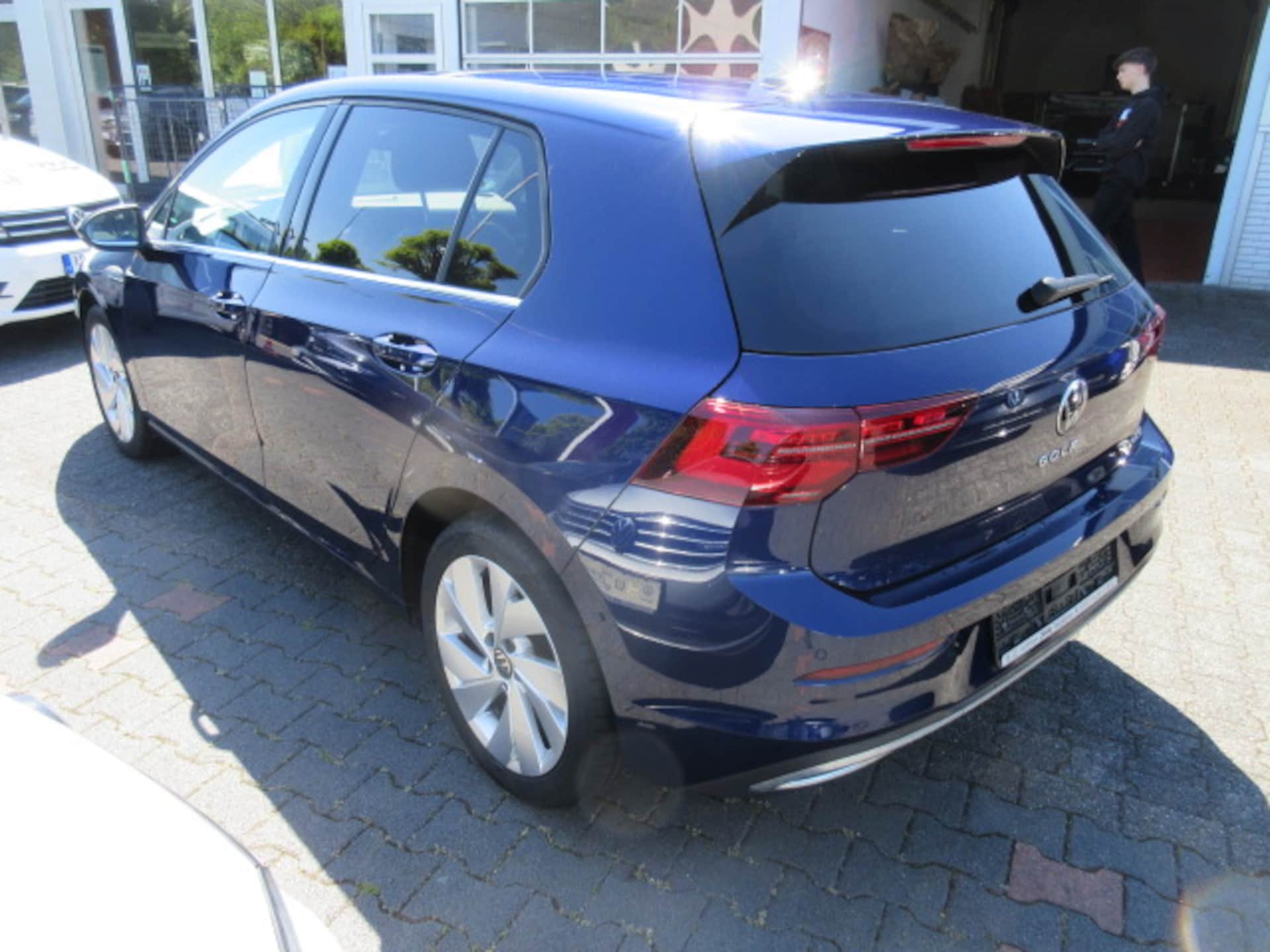 Volkswagen Golf Style