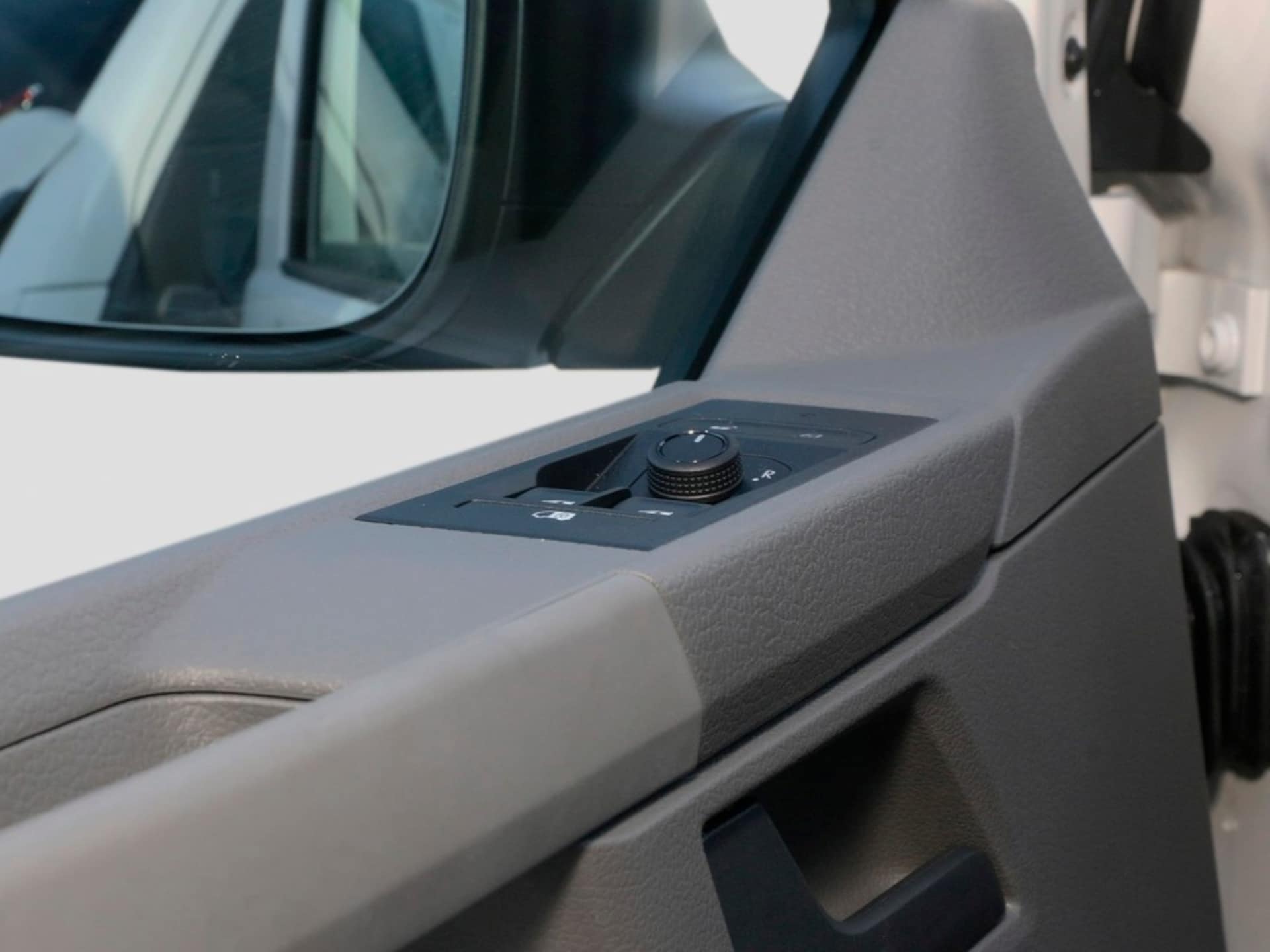 Volkswagen T6.1 Transporter Kasten kurzer Radstand