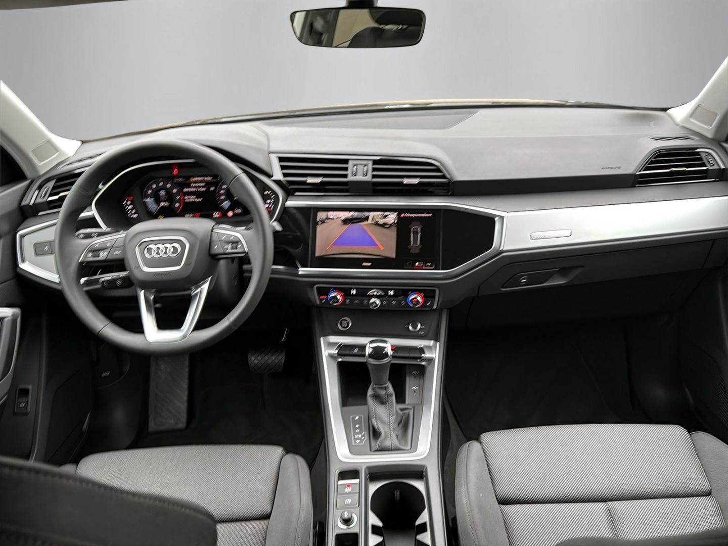 Bild über Audi Q3 TFSI 110 kW S tronic - für weitere Informationen kontaktieren Sie den Audi Partner