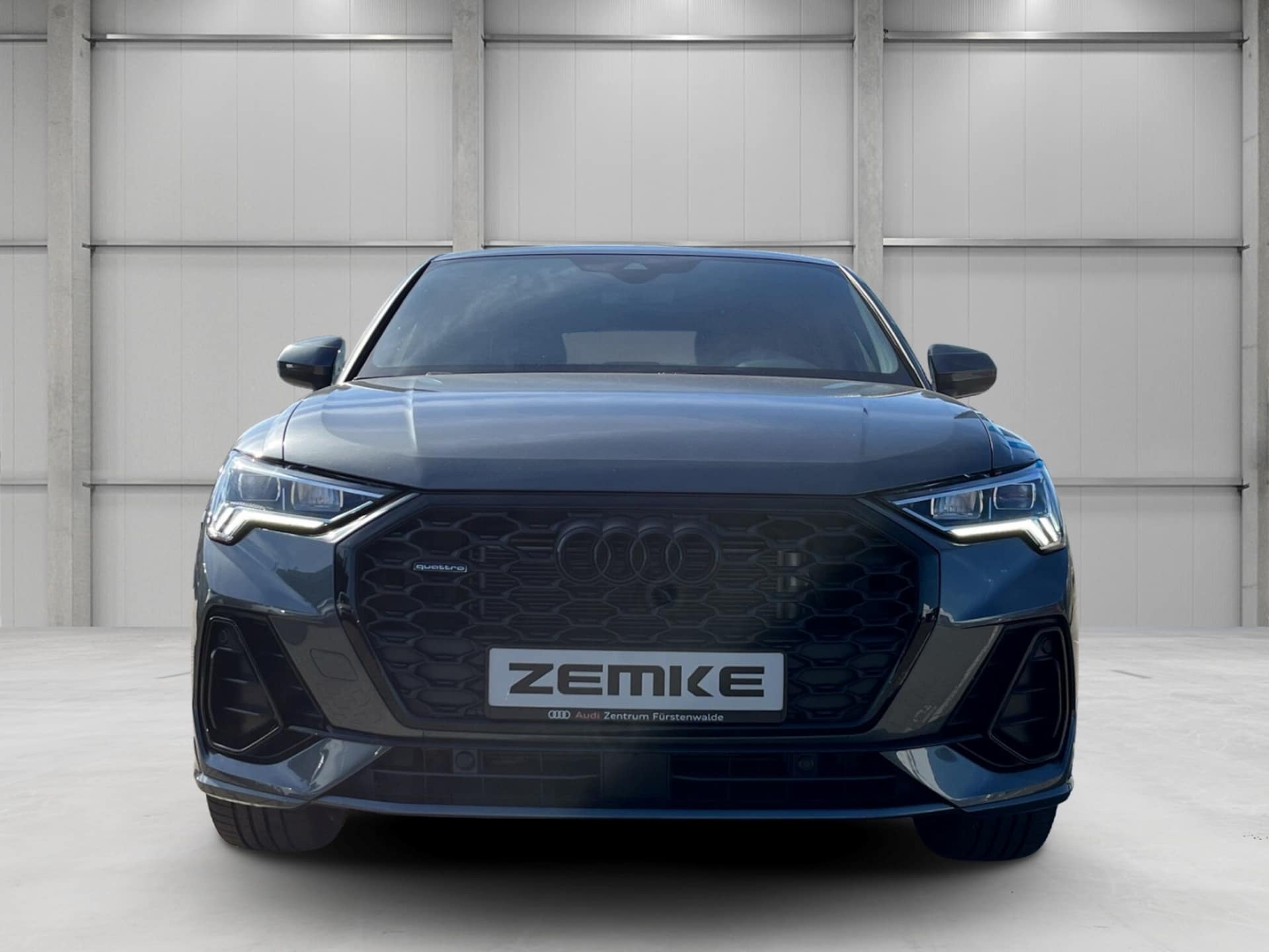 Audi Q3 Sportback S line