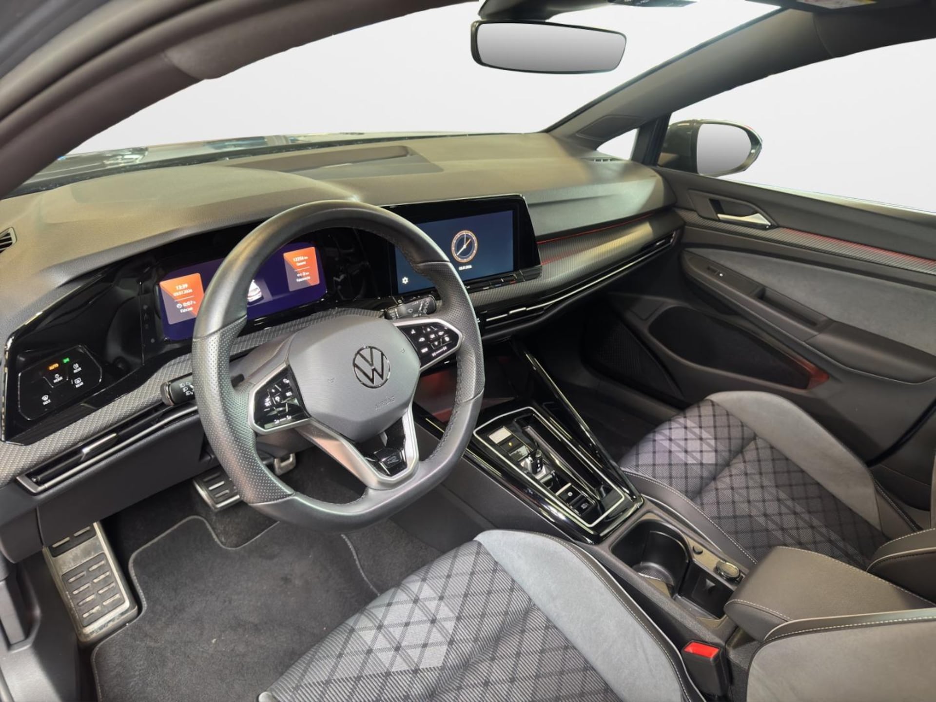 Volkswagen Golf R-Line