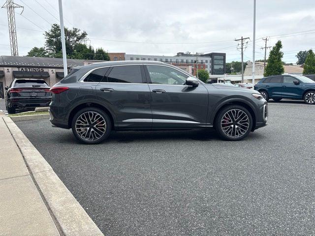 2026 Audi SQ5 Premium Plus - Photo 6