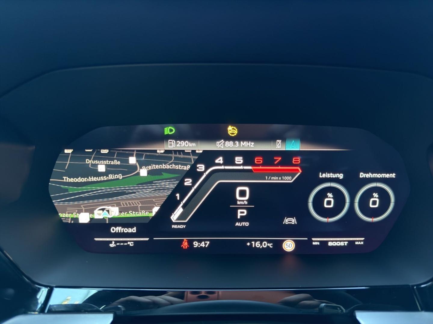 Bild über Audi RS 3 Sportback TFSI quattro S tronic - für weitere Informationen kontaktieren Sie den Audi Partner