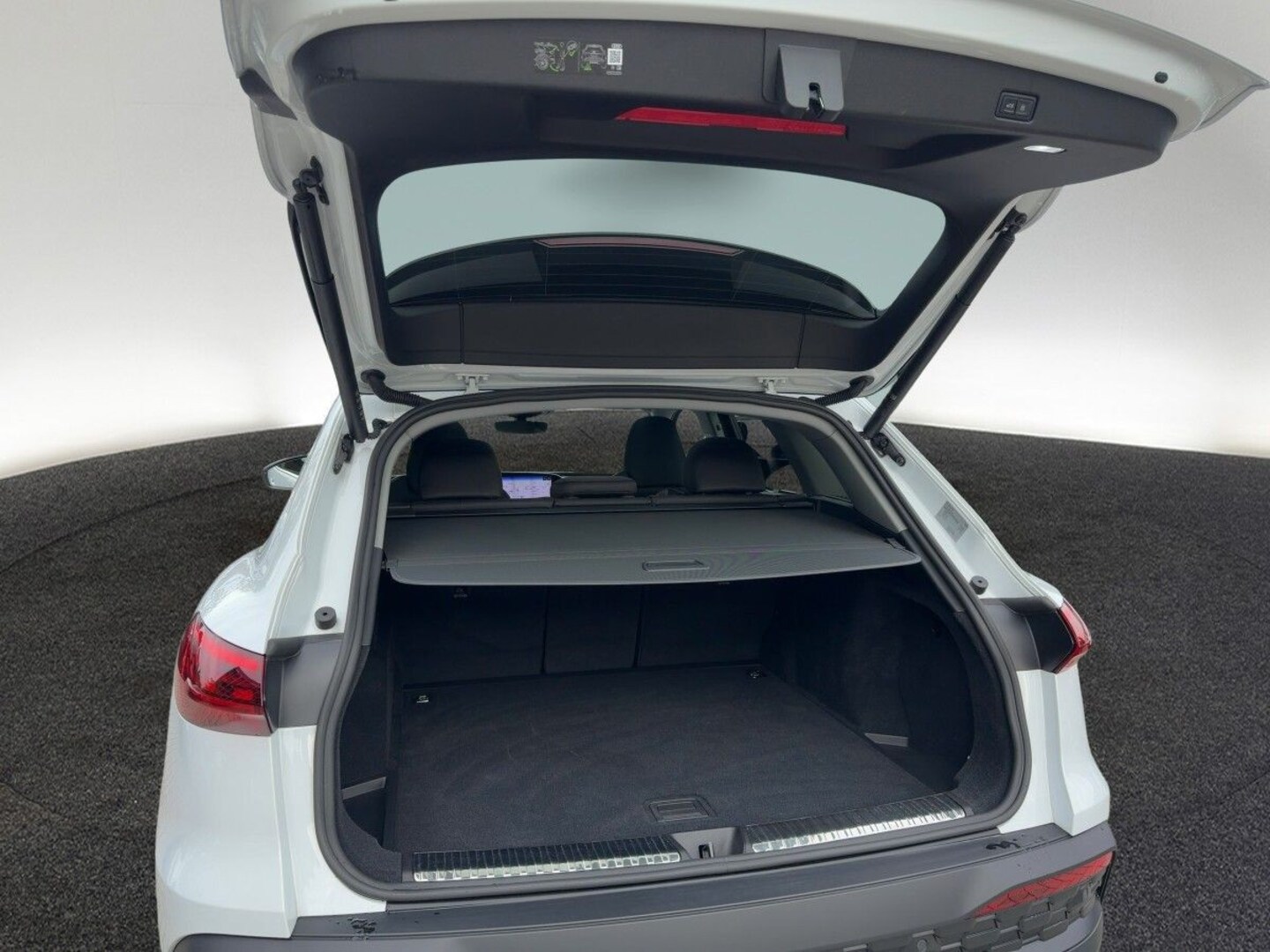 Bild über Audi Q5 SUV TFSI quattro 150 kW S tronic - für weitere Informationen kontaktieren Sie den Audi Partner