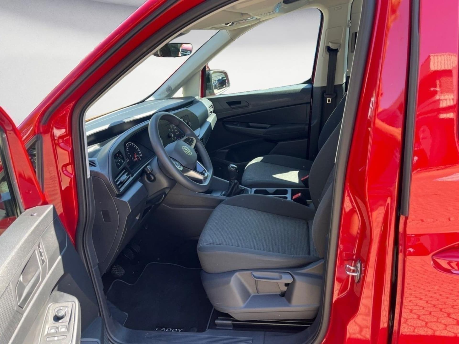 Volkswagen Caddy Basis-Modell