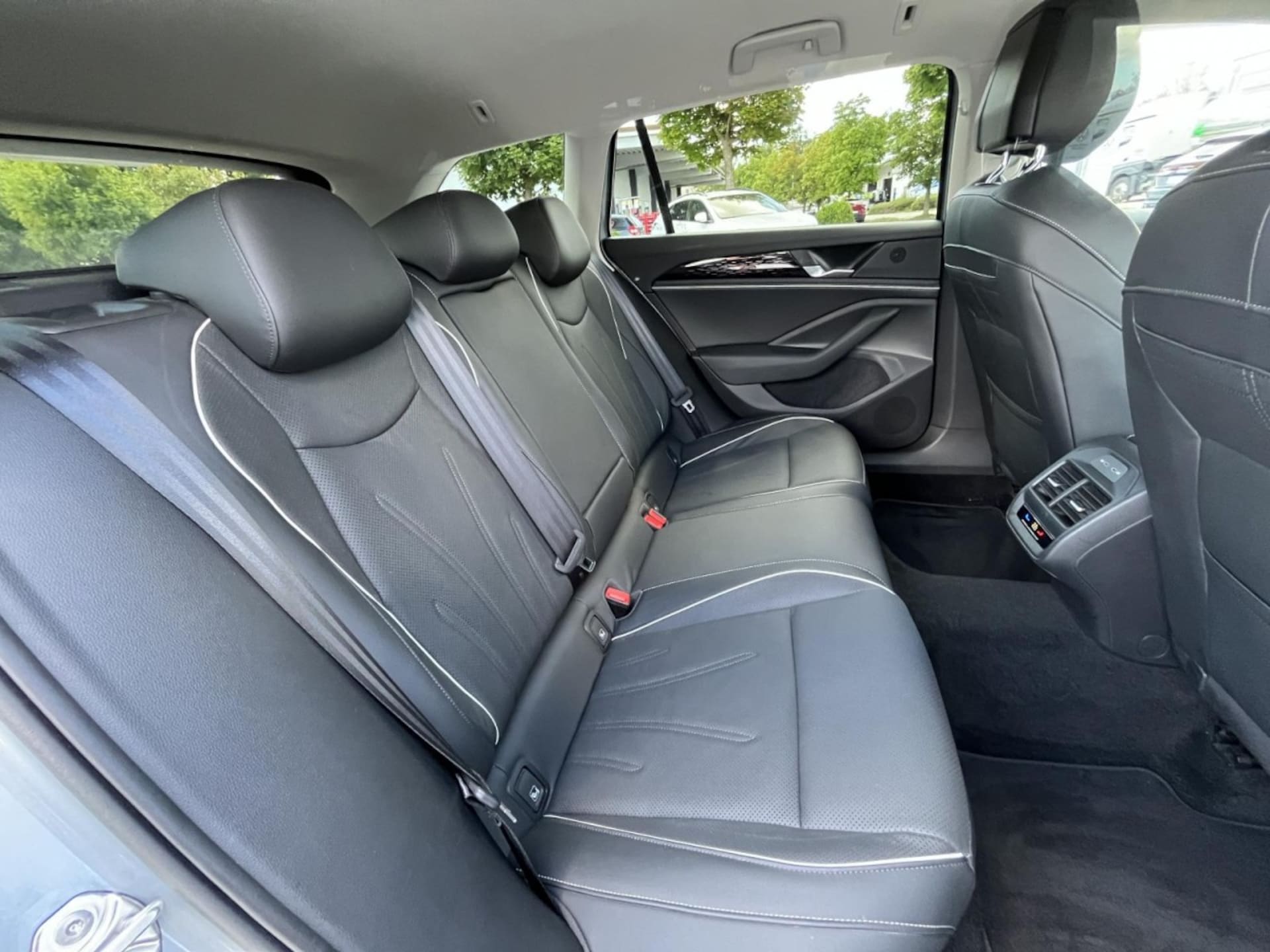 Volkswagen Passat Business