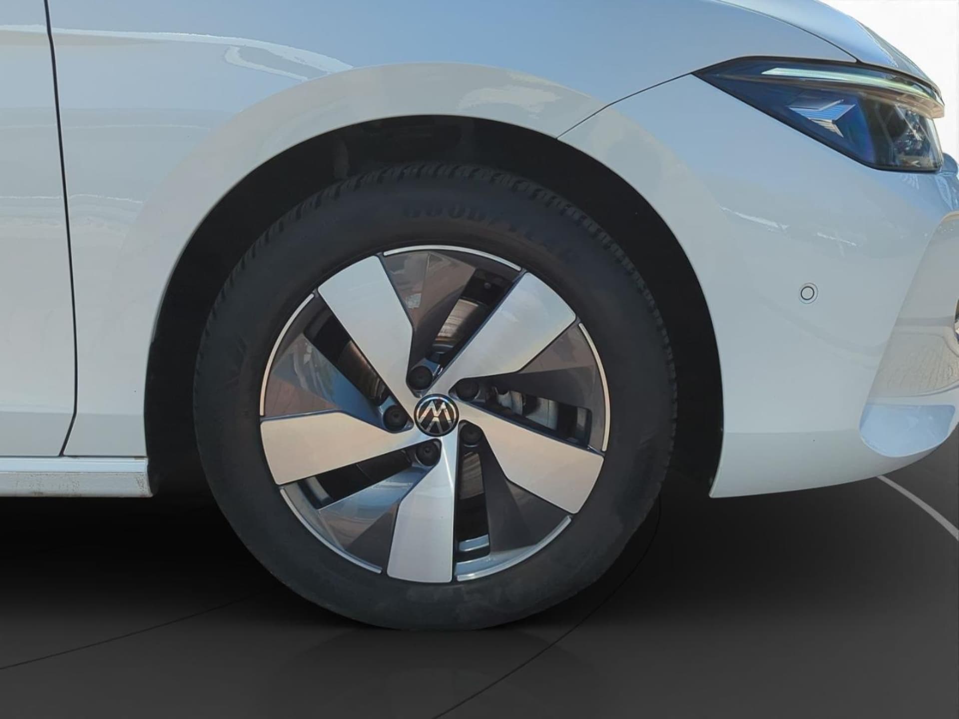 Volkswagen Passat Business