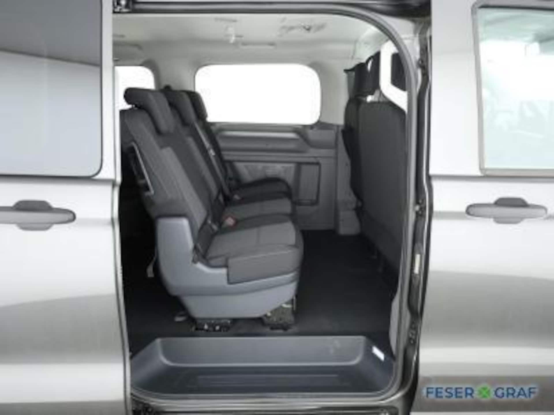 Volkswagen e-Caravelle