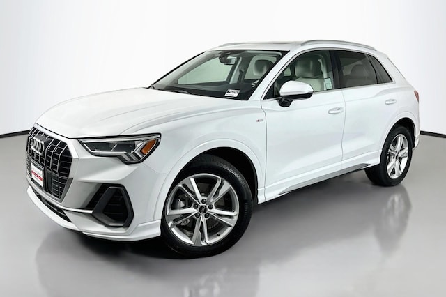 Photo of 2024 Audi Q3 SUV 