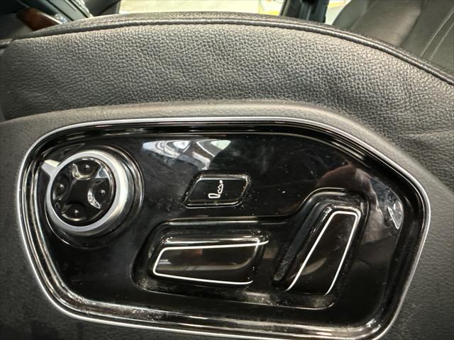 2015 AUDI A8 - Image 12